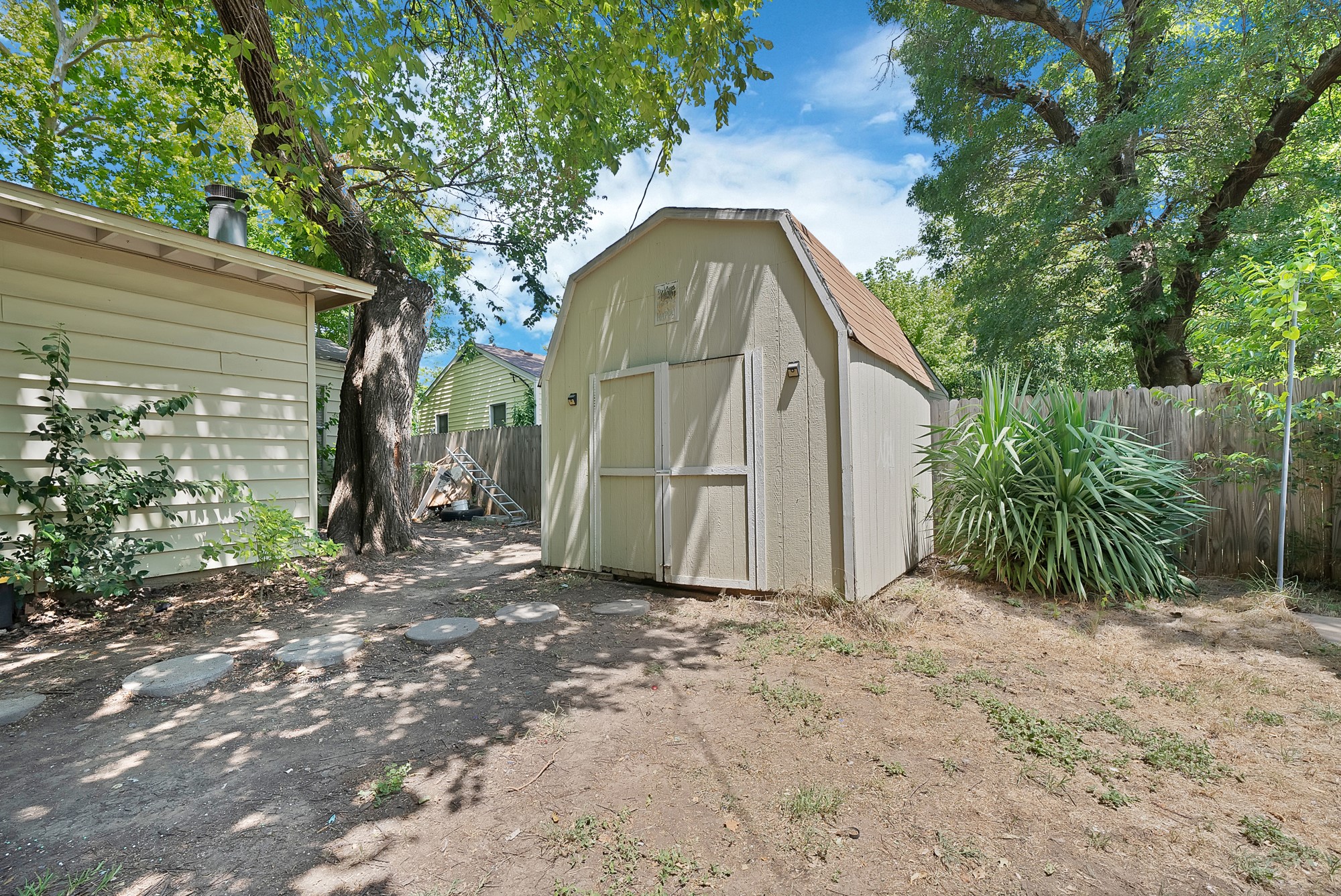 5061 Lyndon Drive