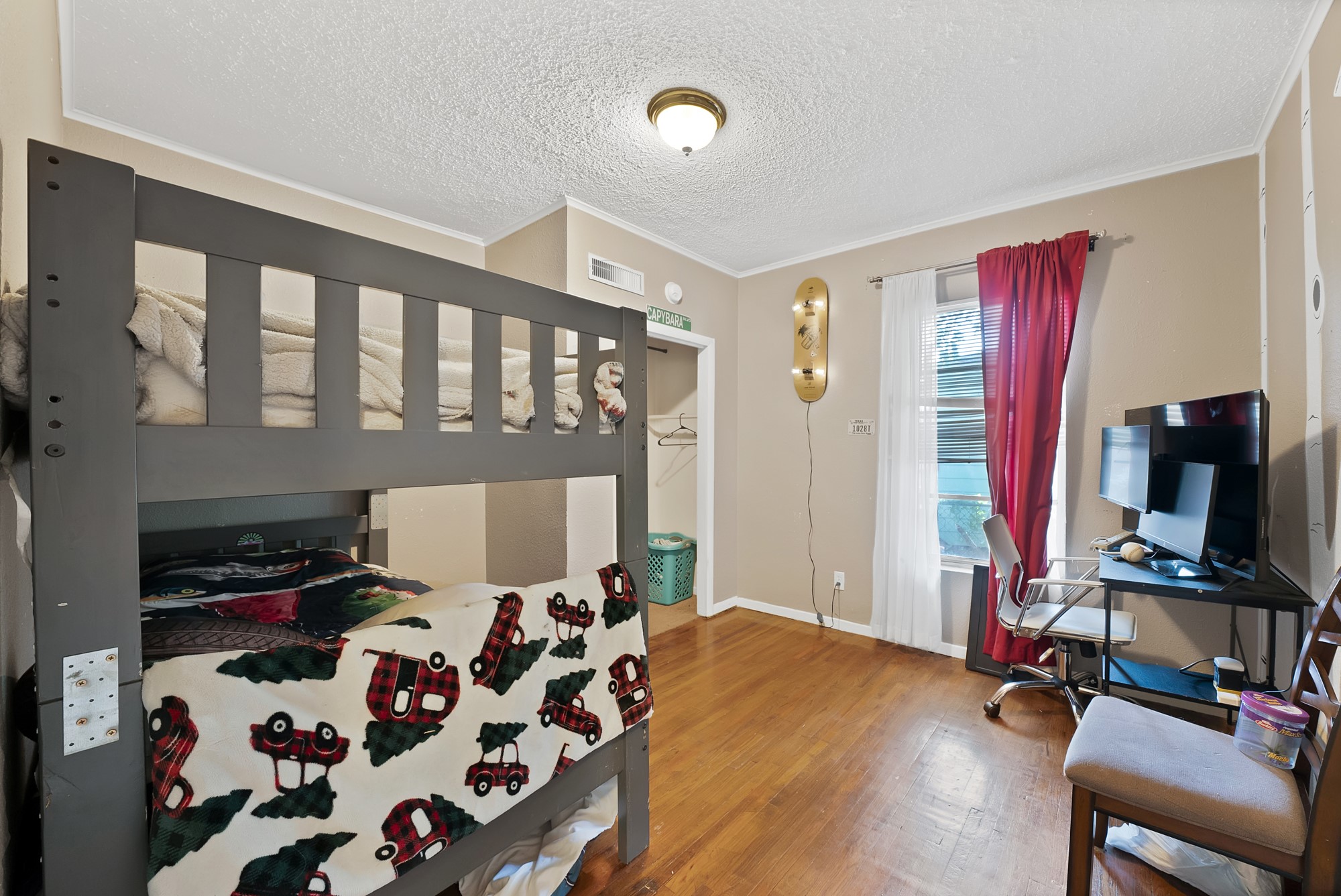 5061 Lyndon Drive