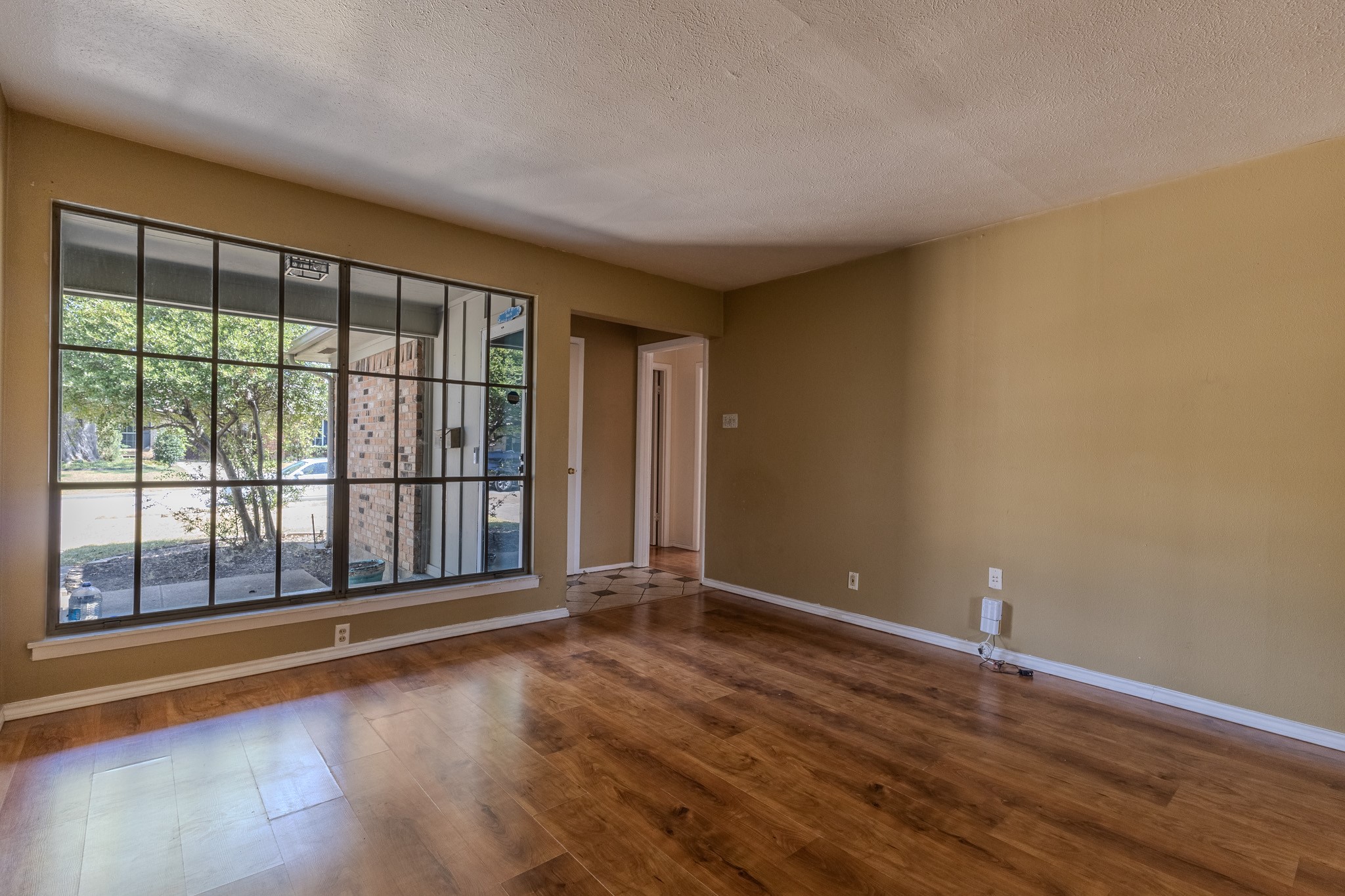 617 Parkview Lane