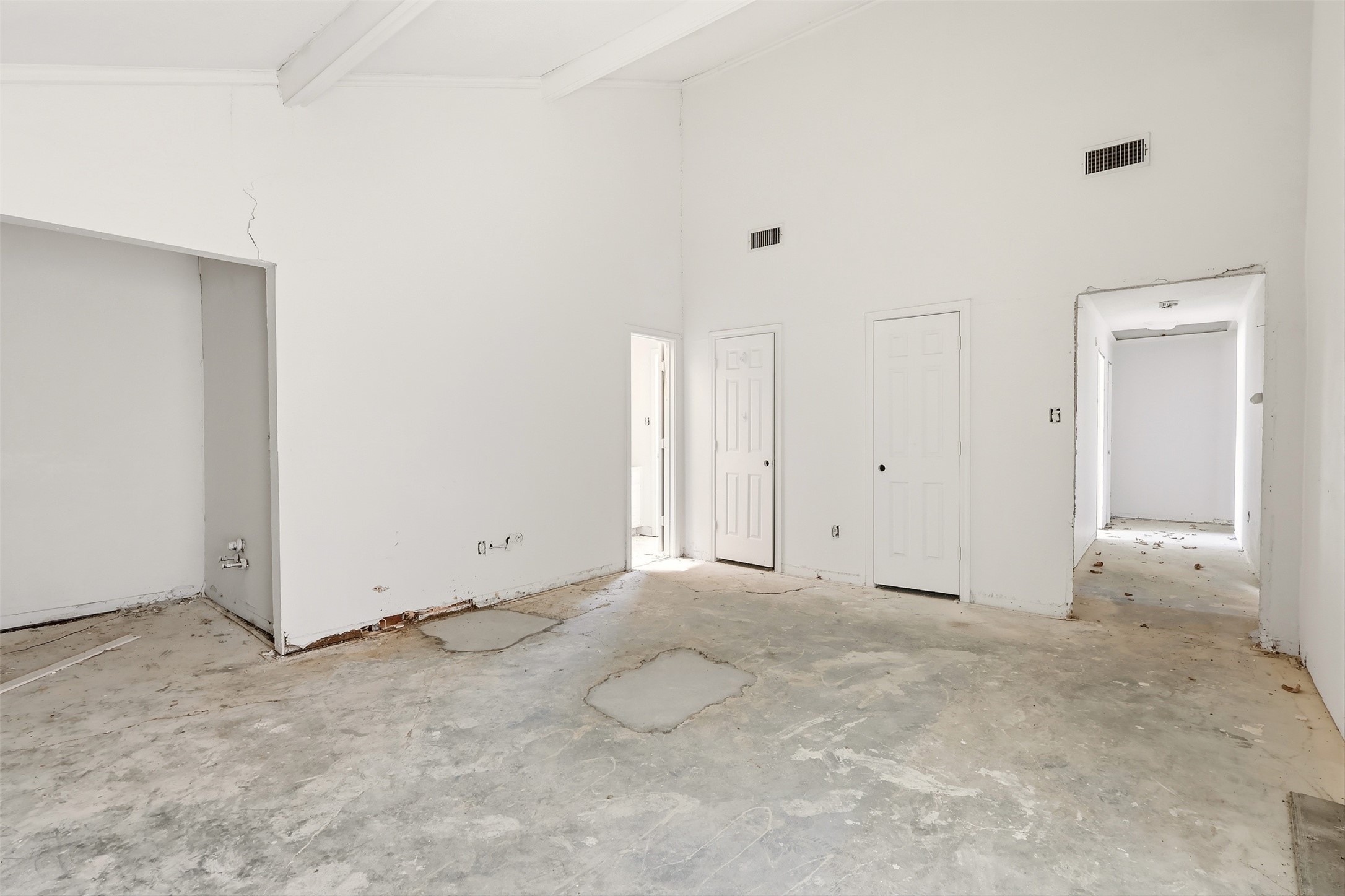 2700 Shadow Wood Court
