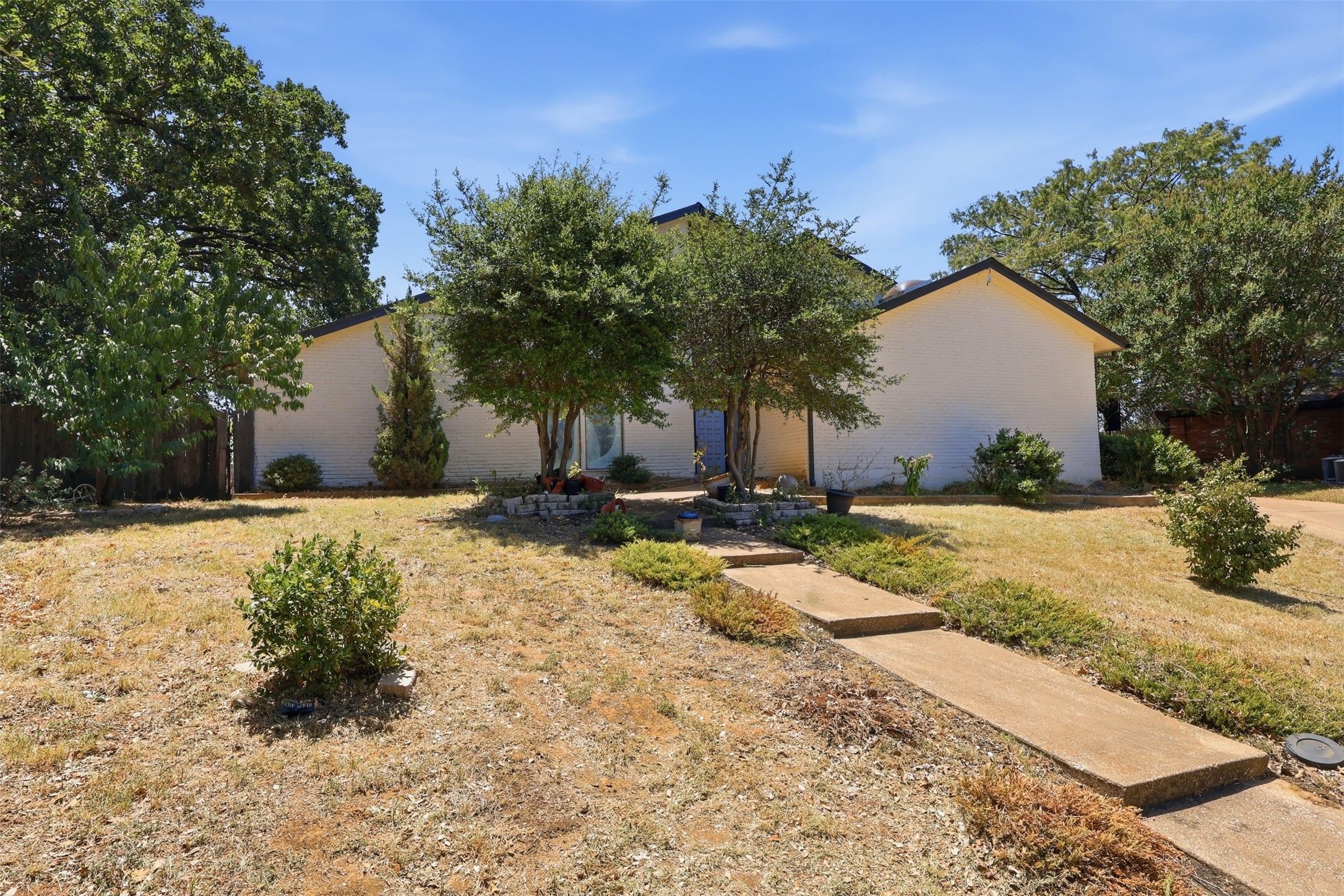 2700 Shadow Wood Court