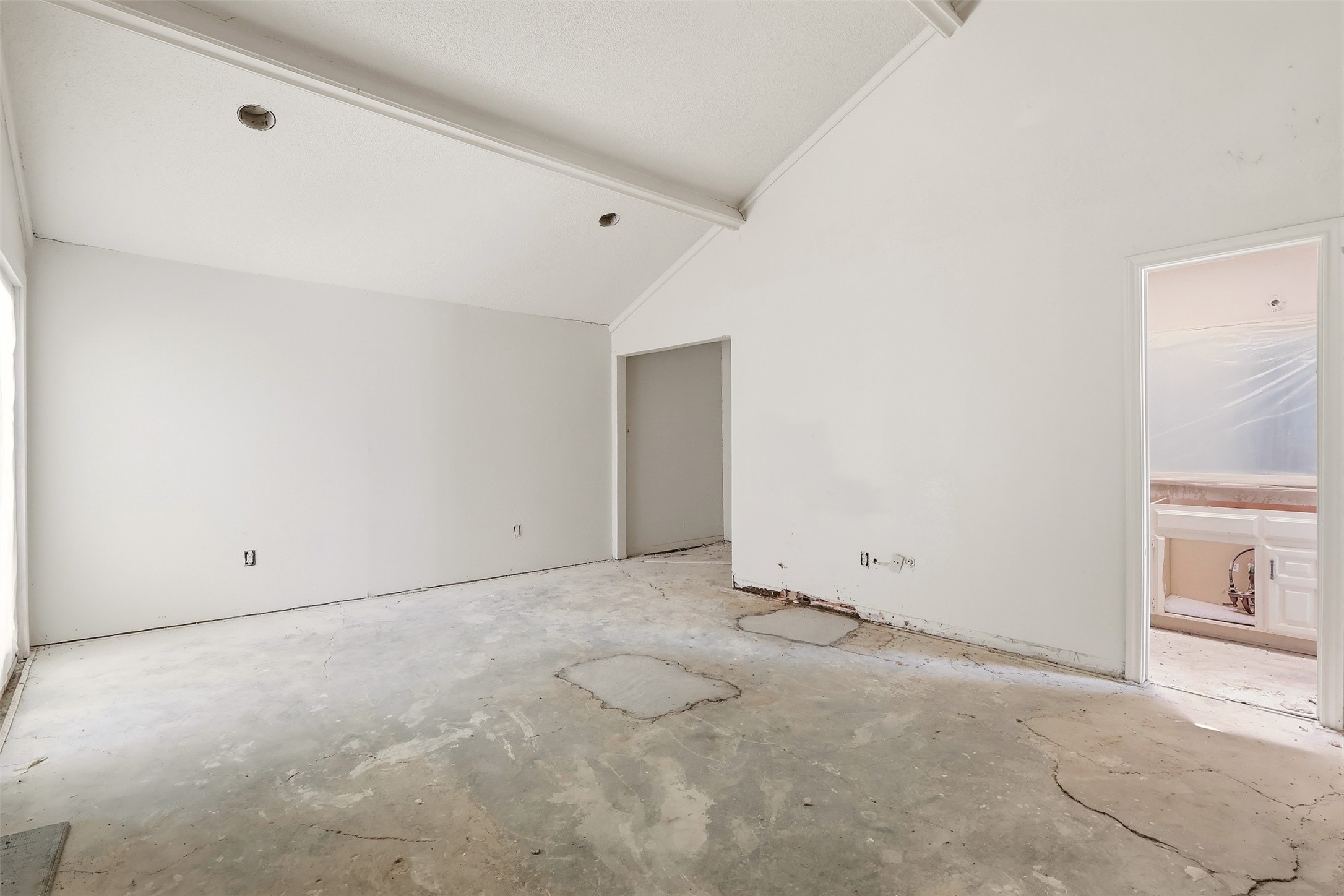 2700 Shadow Wood Court