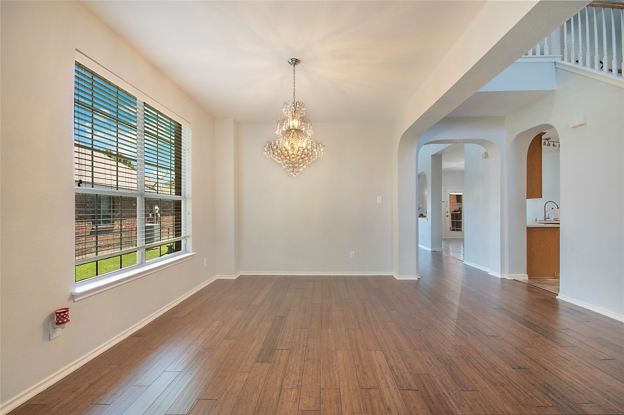 8172 Peacock Lane