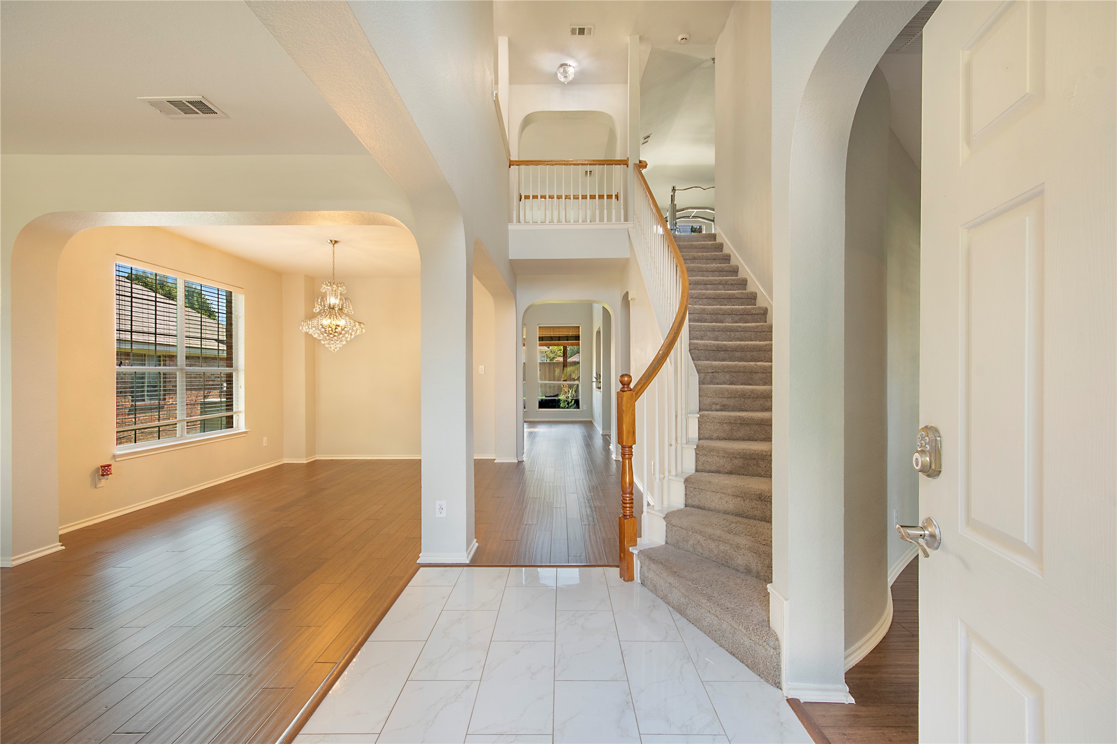 8172 Peacock Lane