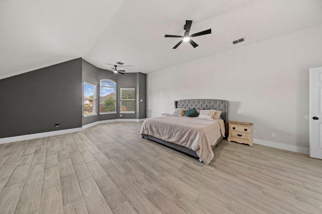 510 Hawthorne Drive
