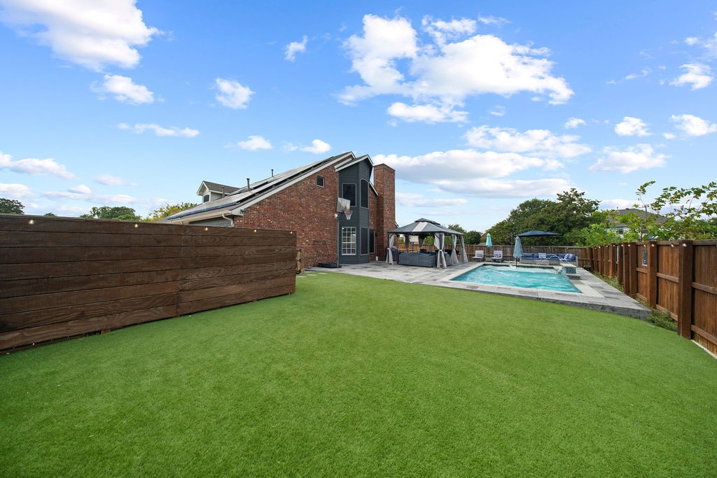 510 Hawthorne Drive