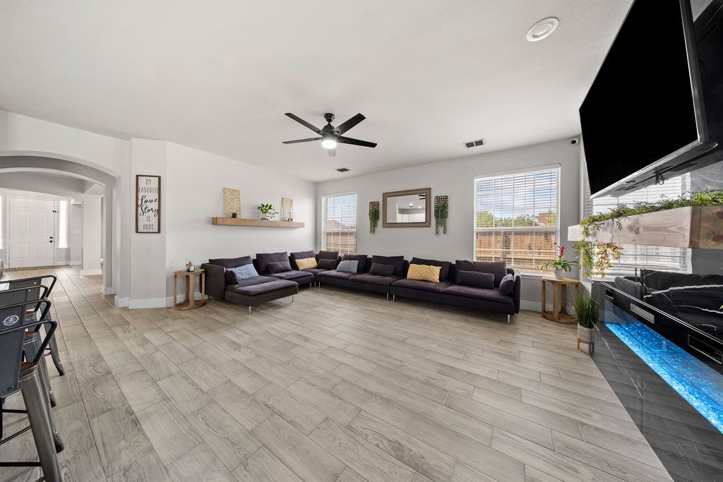 510 Hawthorne Drive