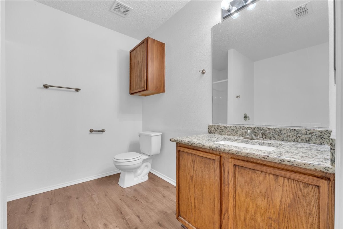 2460 Mallory Lane