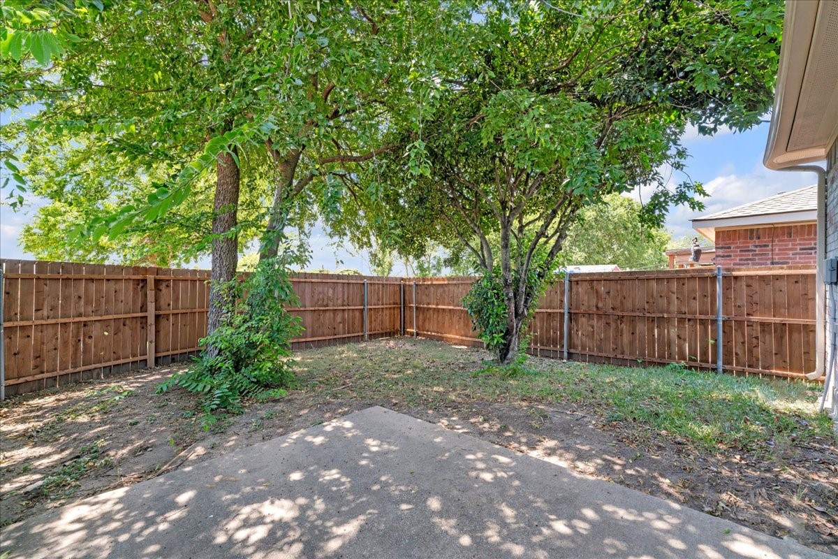 2460 Mallory Lane
