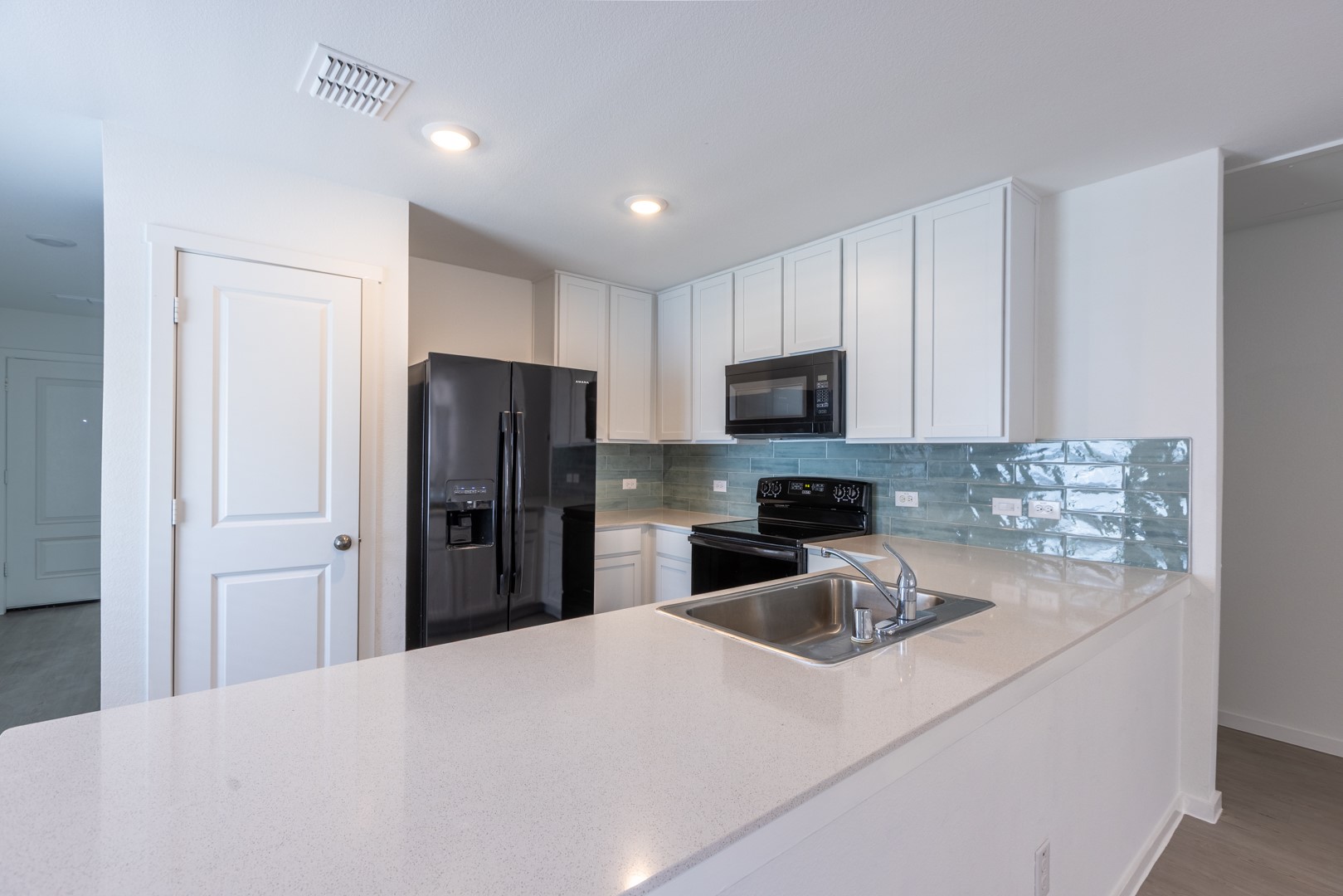 221 Poplar Place