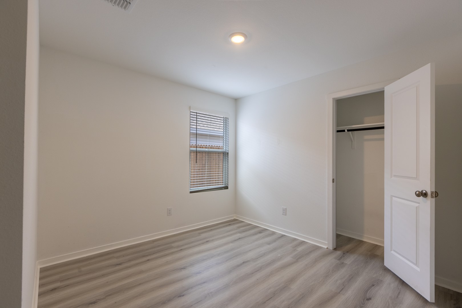 221 Poplar Place