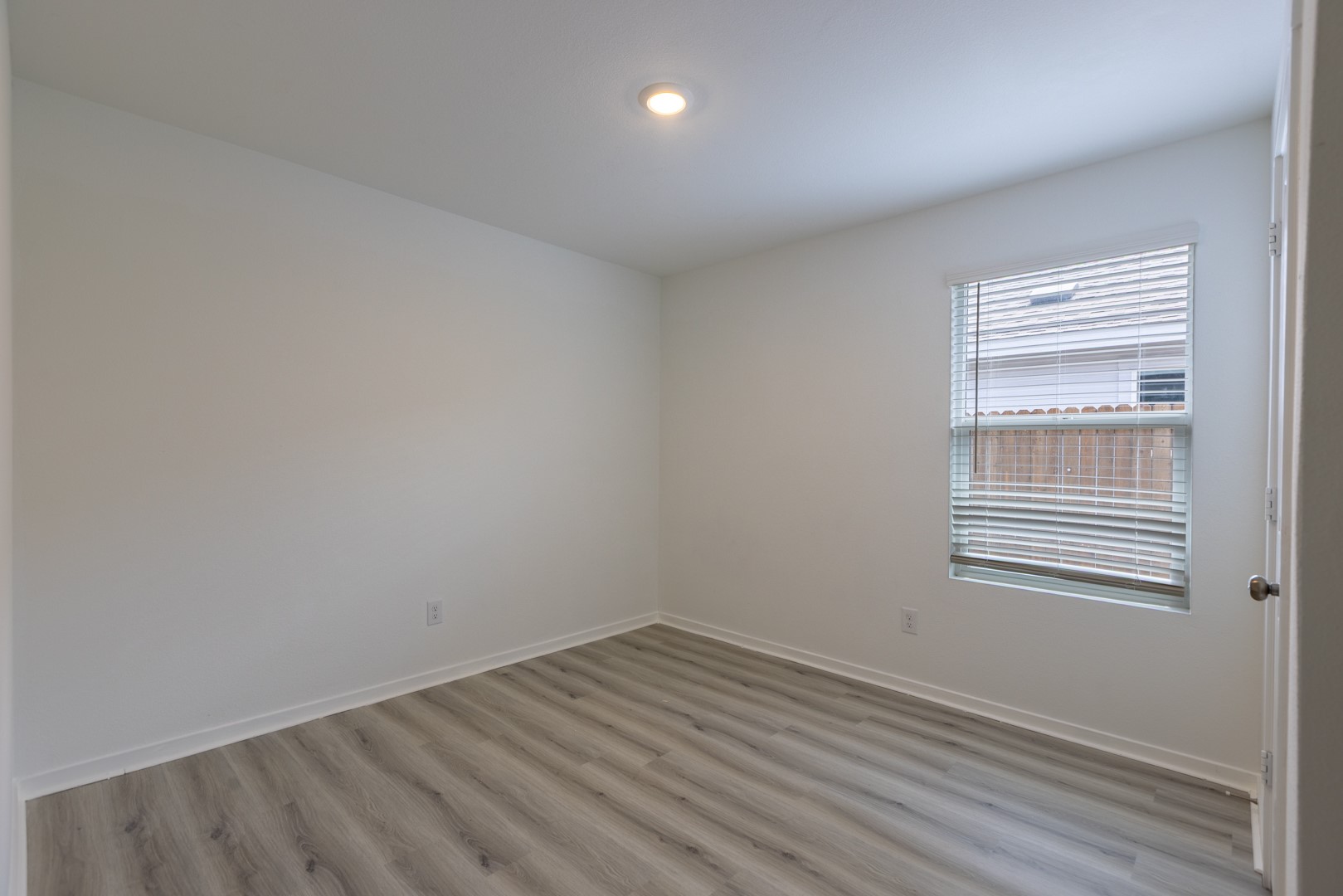 221 Poplar Place