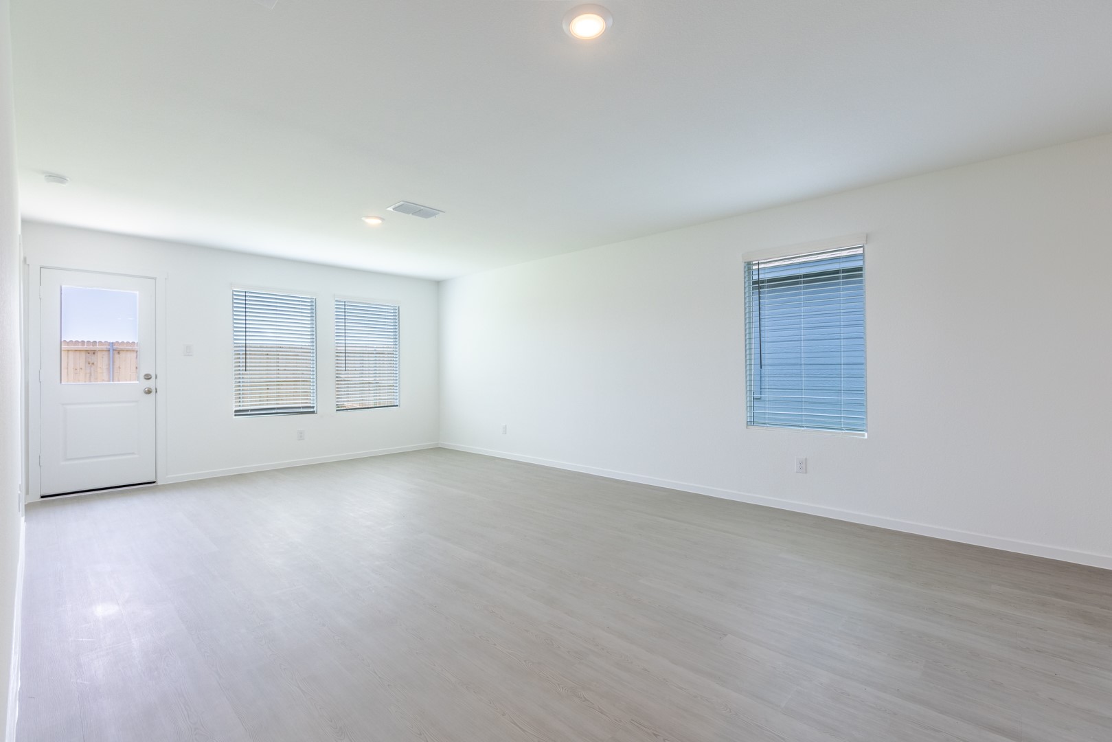 221 Poplar Place