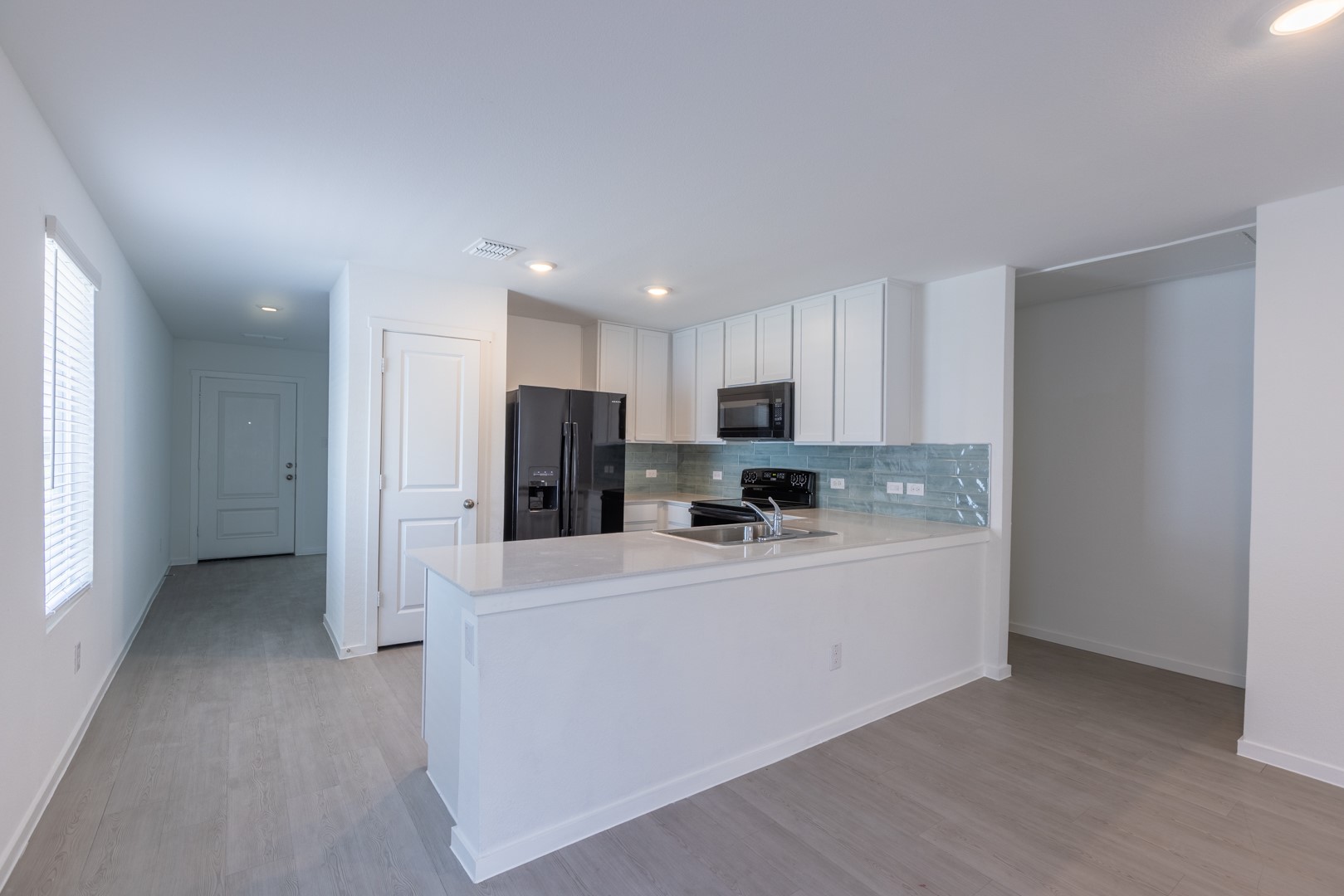 221 Poplar Place
