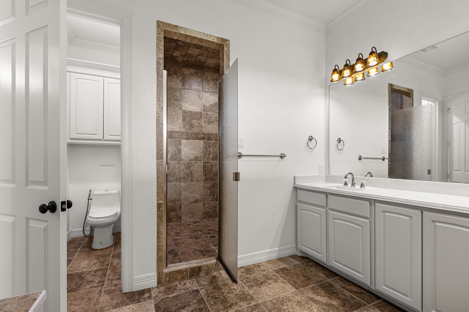 902 Saint George Place
