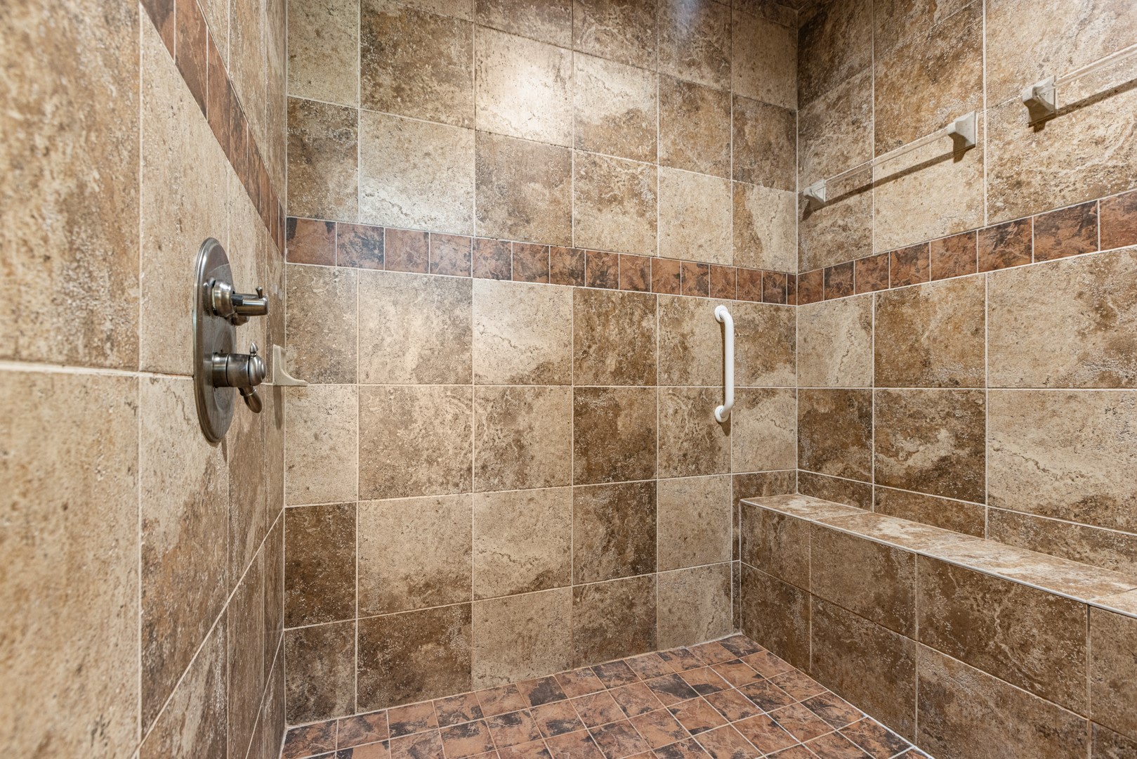 902 Saint George Place