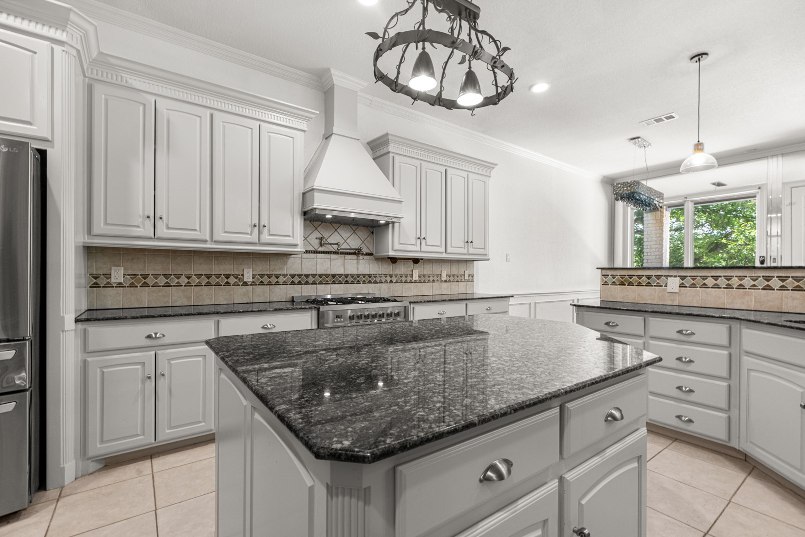 902 Saint George Place