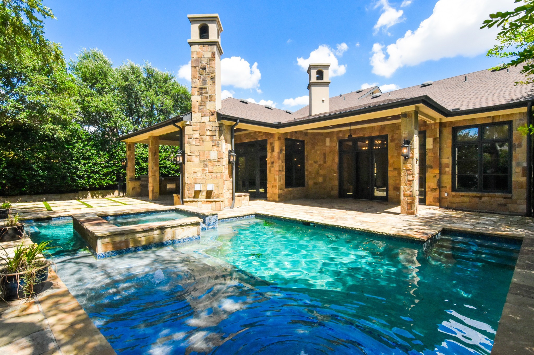 11845 Verona Court