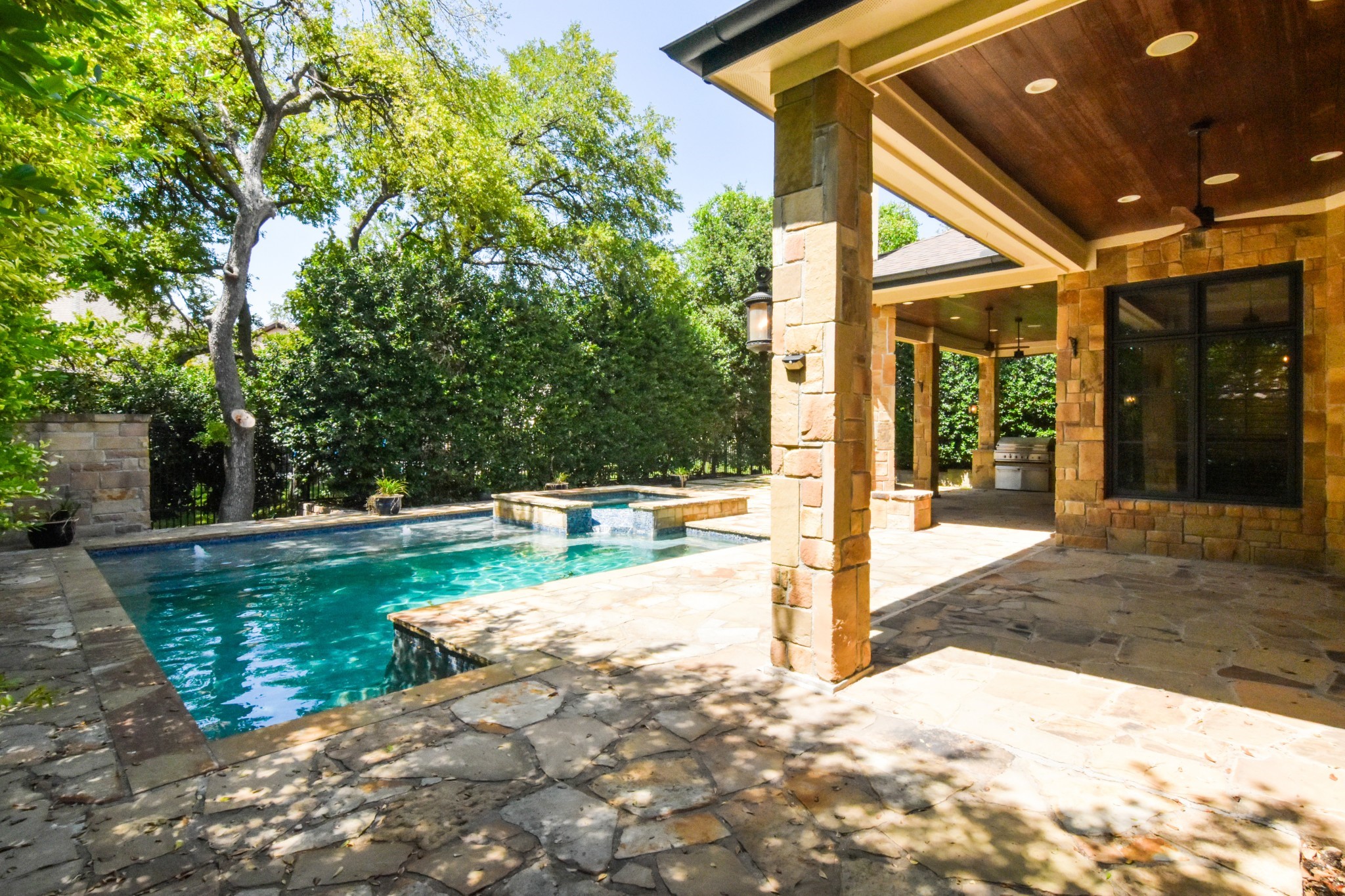 11845 Verona Court
