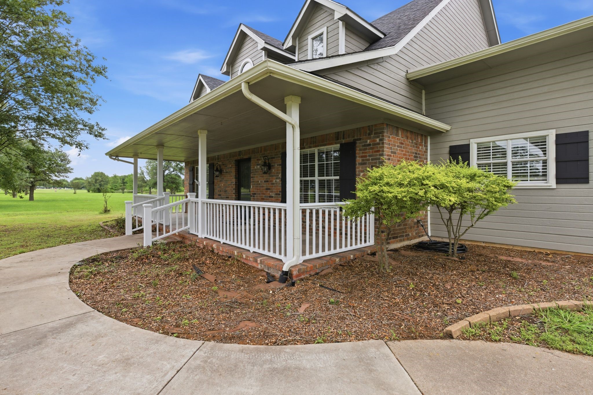 249 Private Road 5940