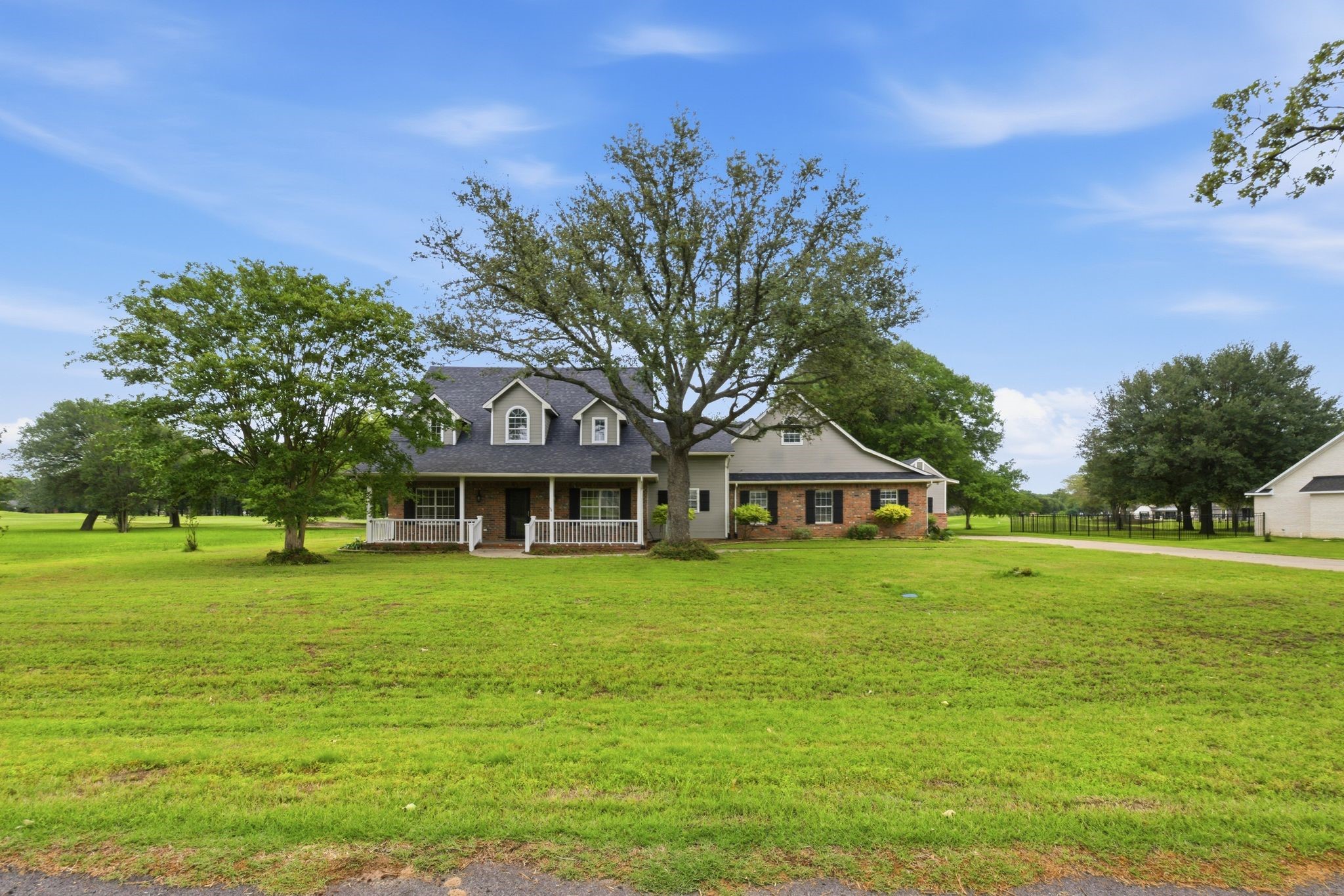 249 Private Road 5940