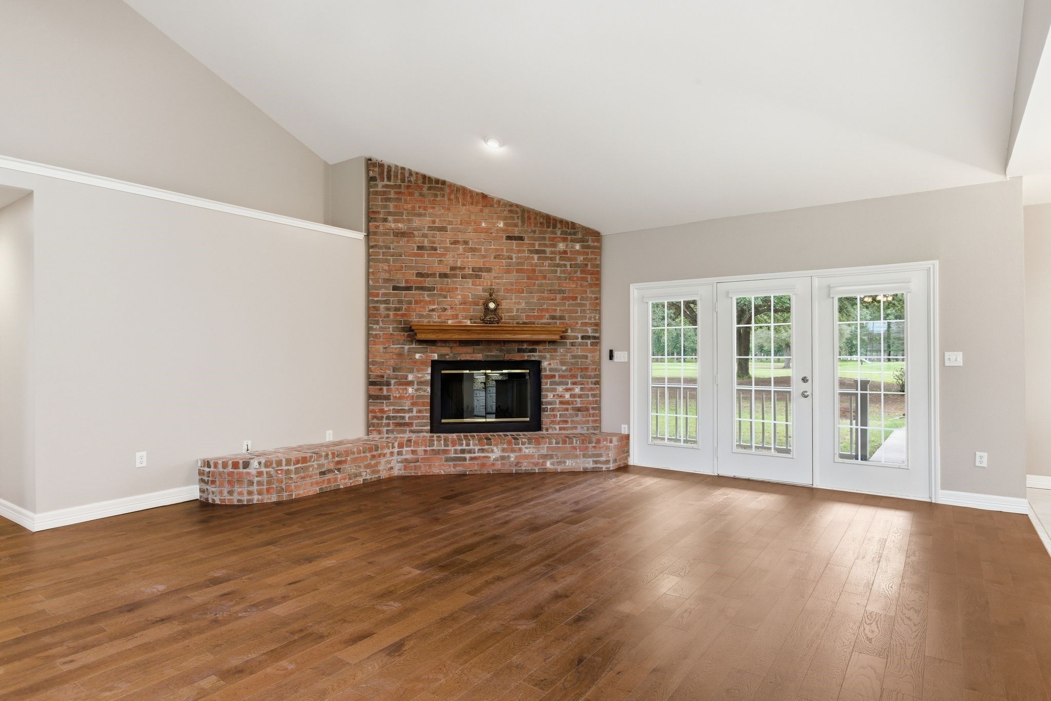 249 Private Road 5940