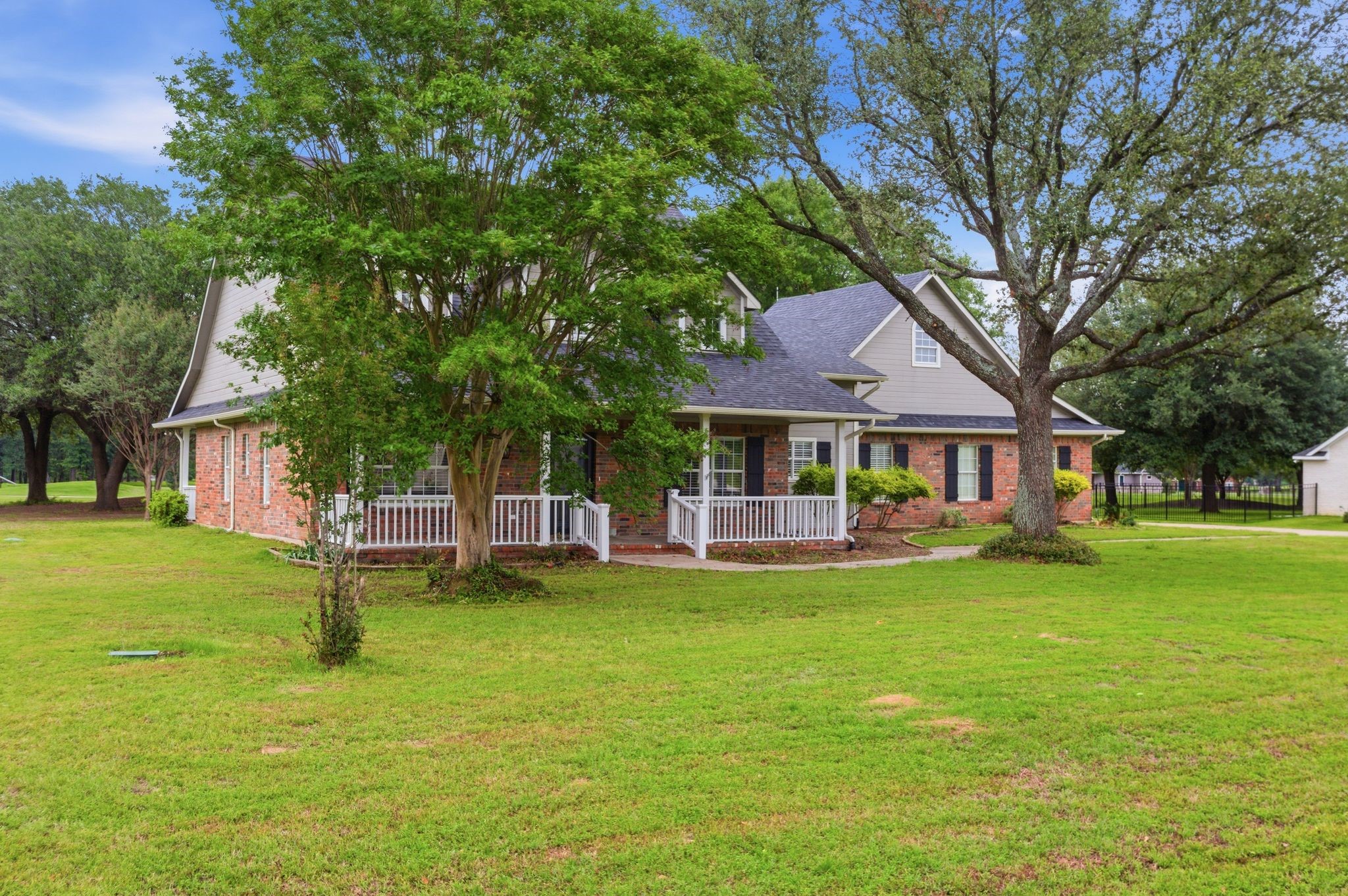 249 Private Road 5940