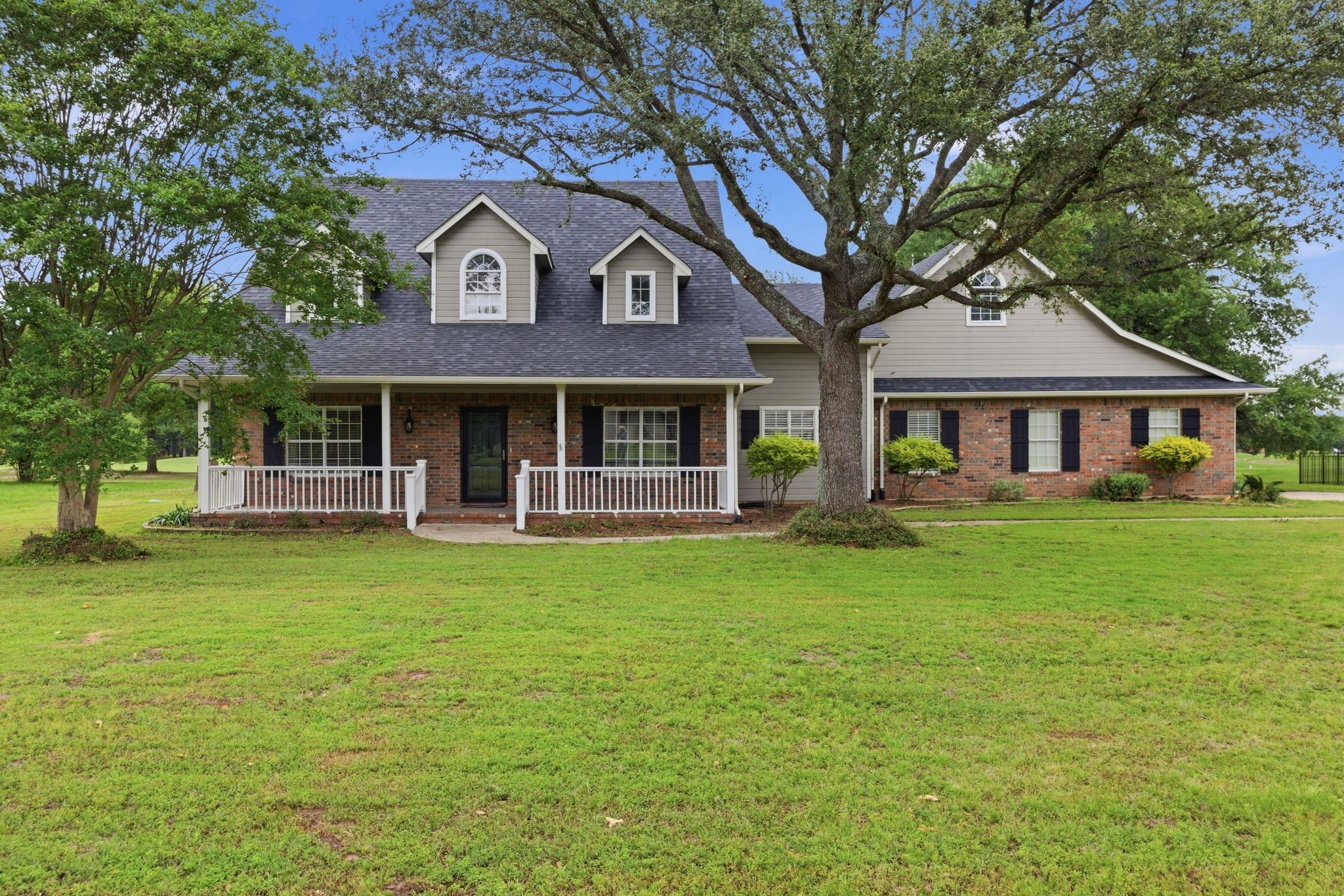 249 Private Road 5940