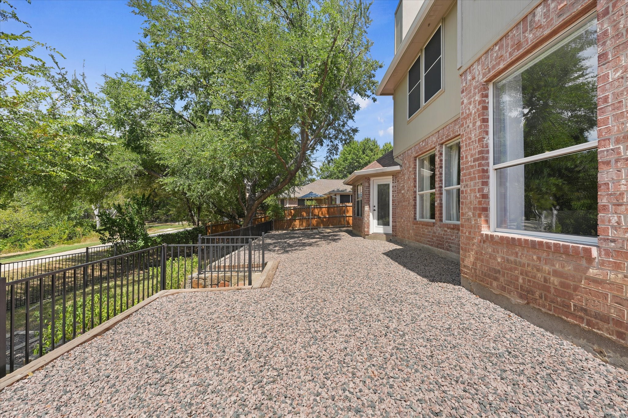 7800 Brookview Drive