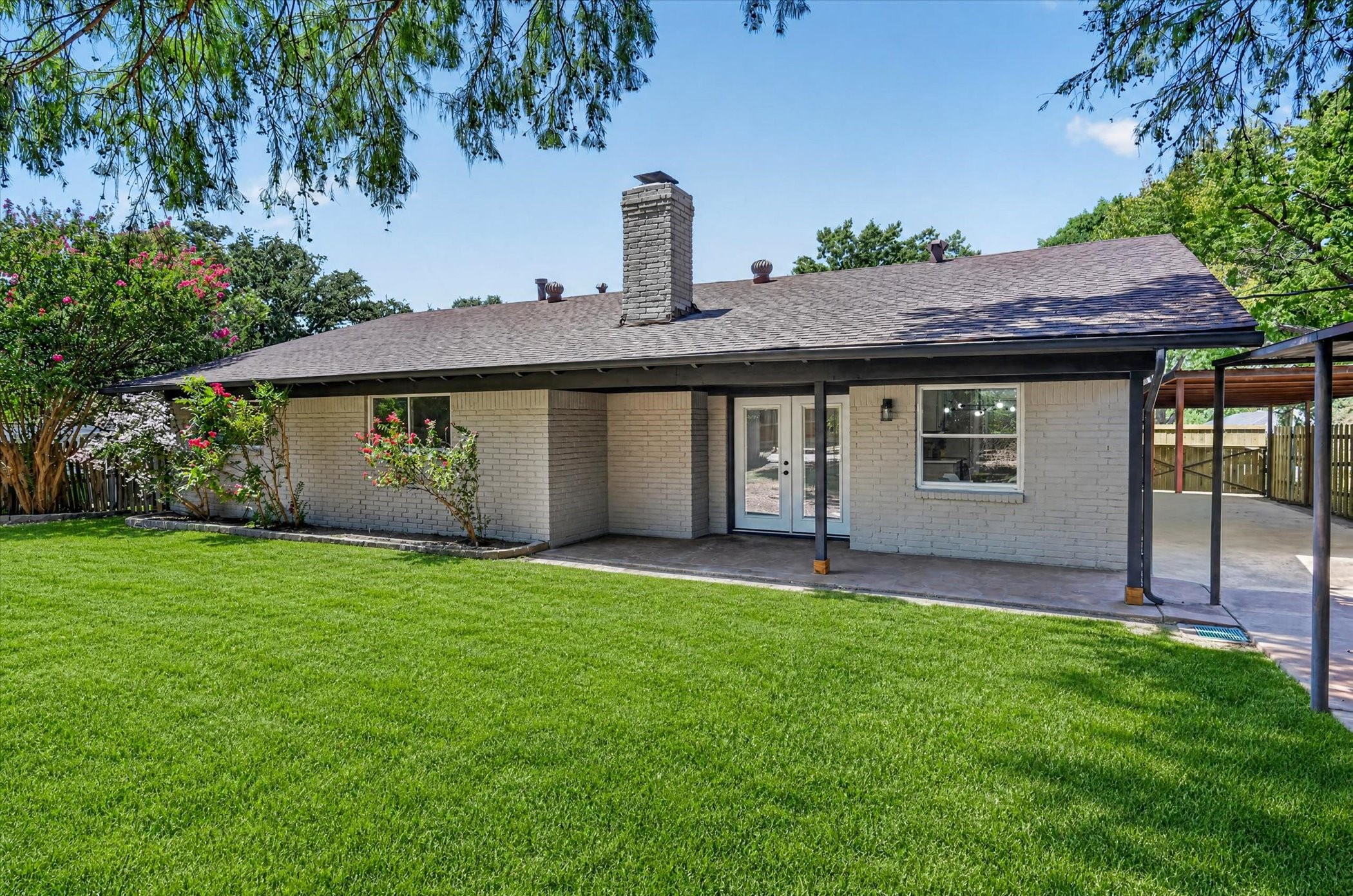 6249 Winifred Drive