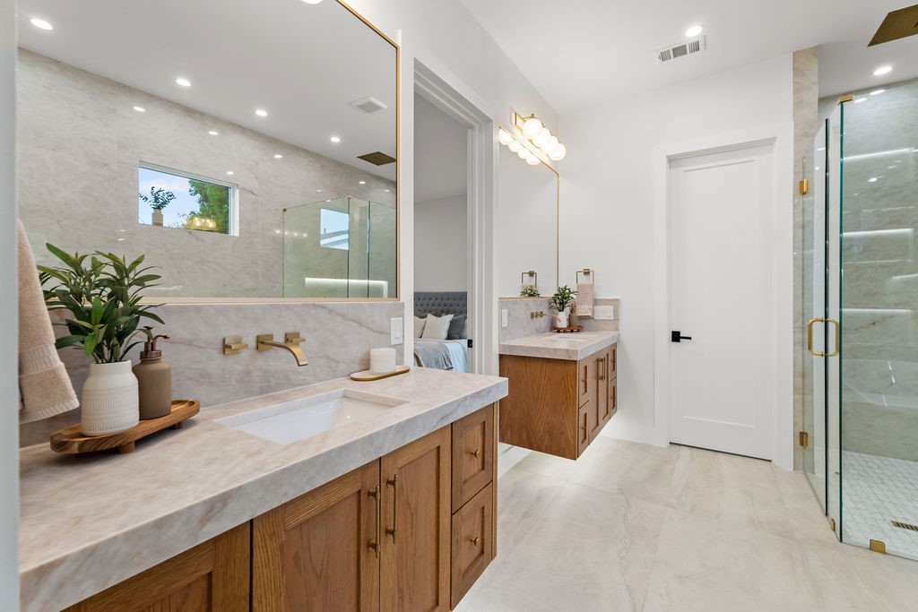 14015 Rawhide Parkway