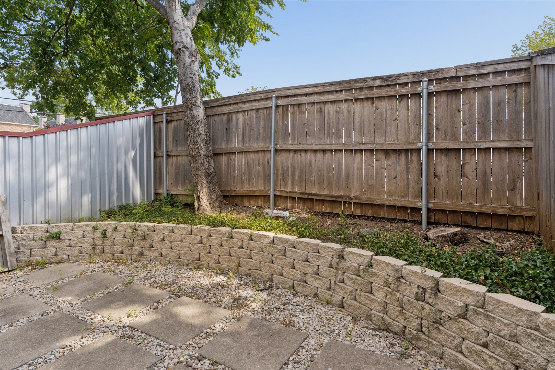 2714 Shelby Avenue