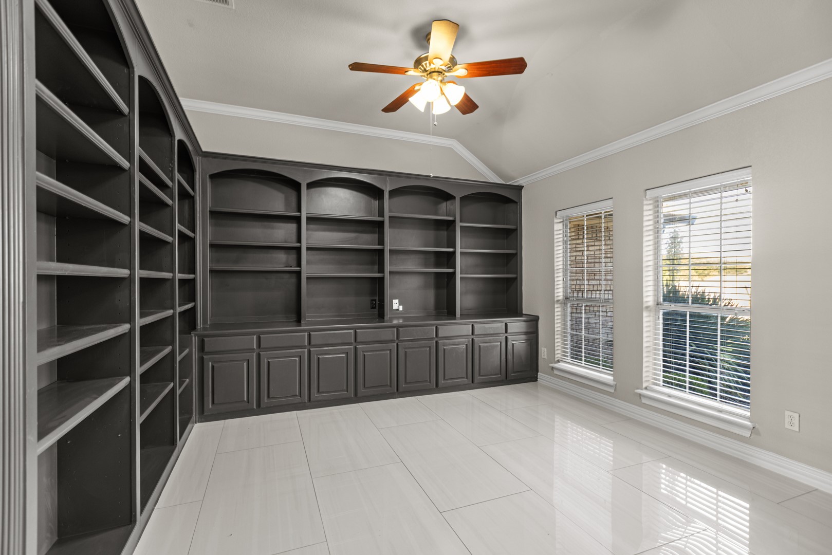1055 The Meadows Parkway