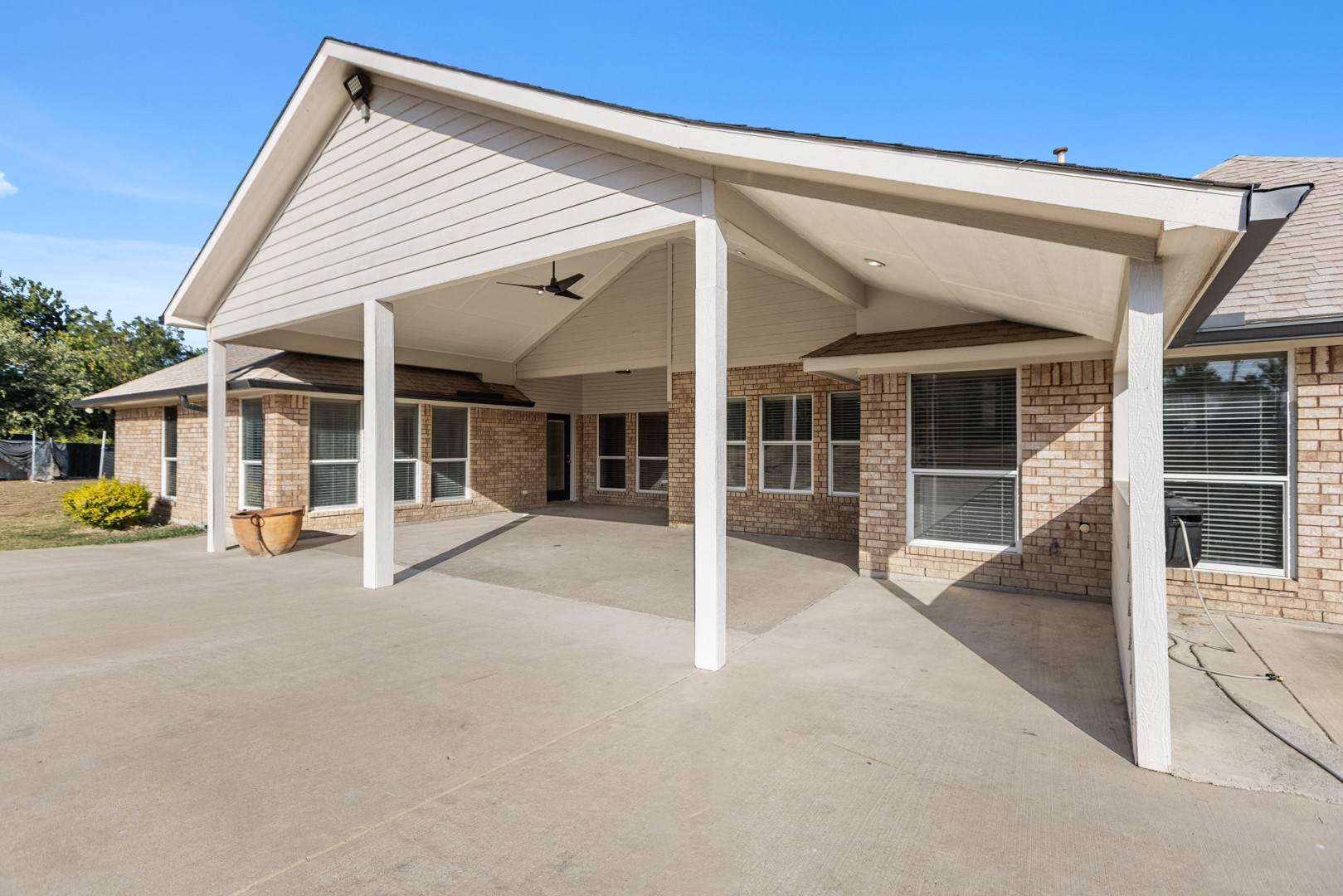 1055 The Meadows Parkway