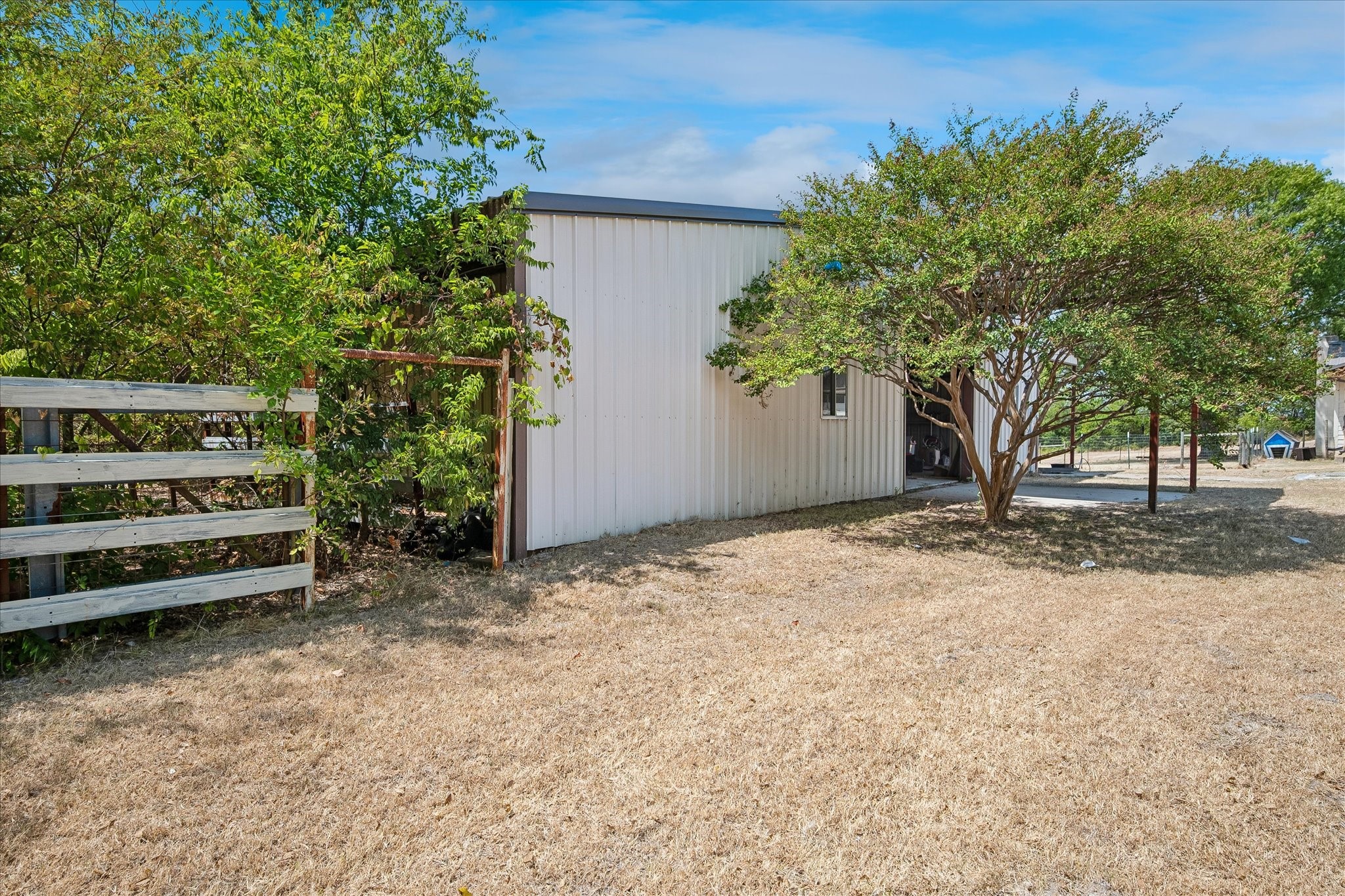 1501 Andy Thomas Road