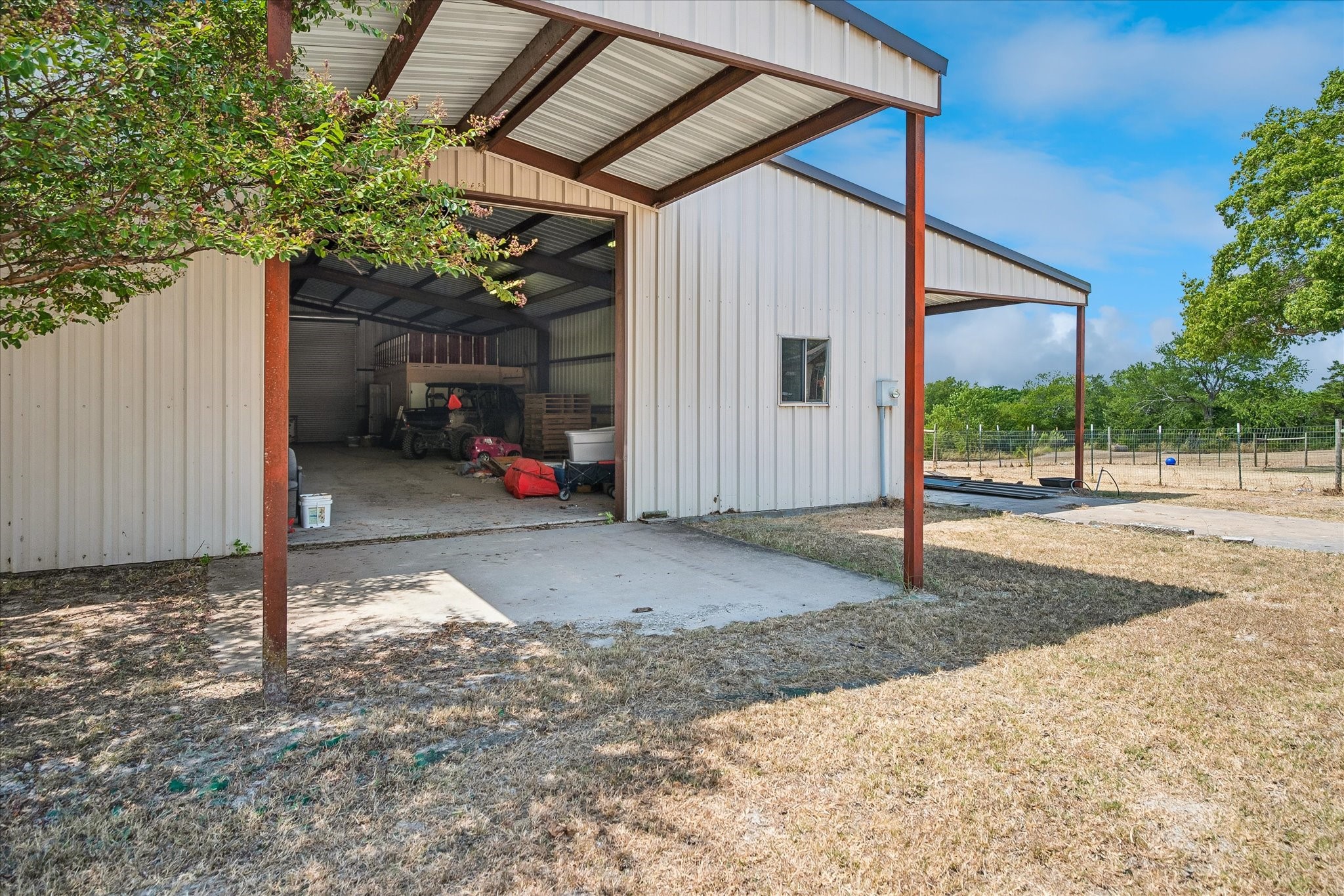 1501 Andy Thomas Road