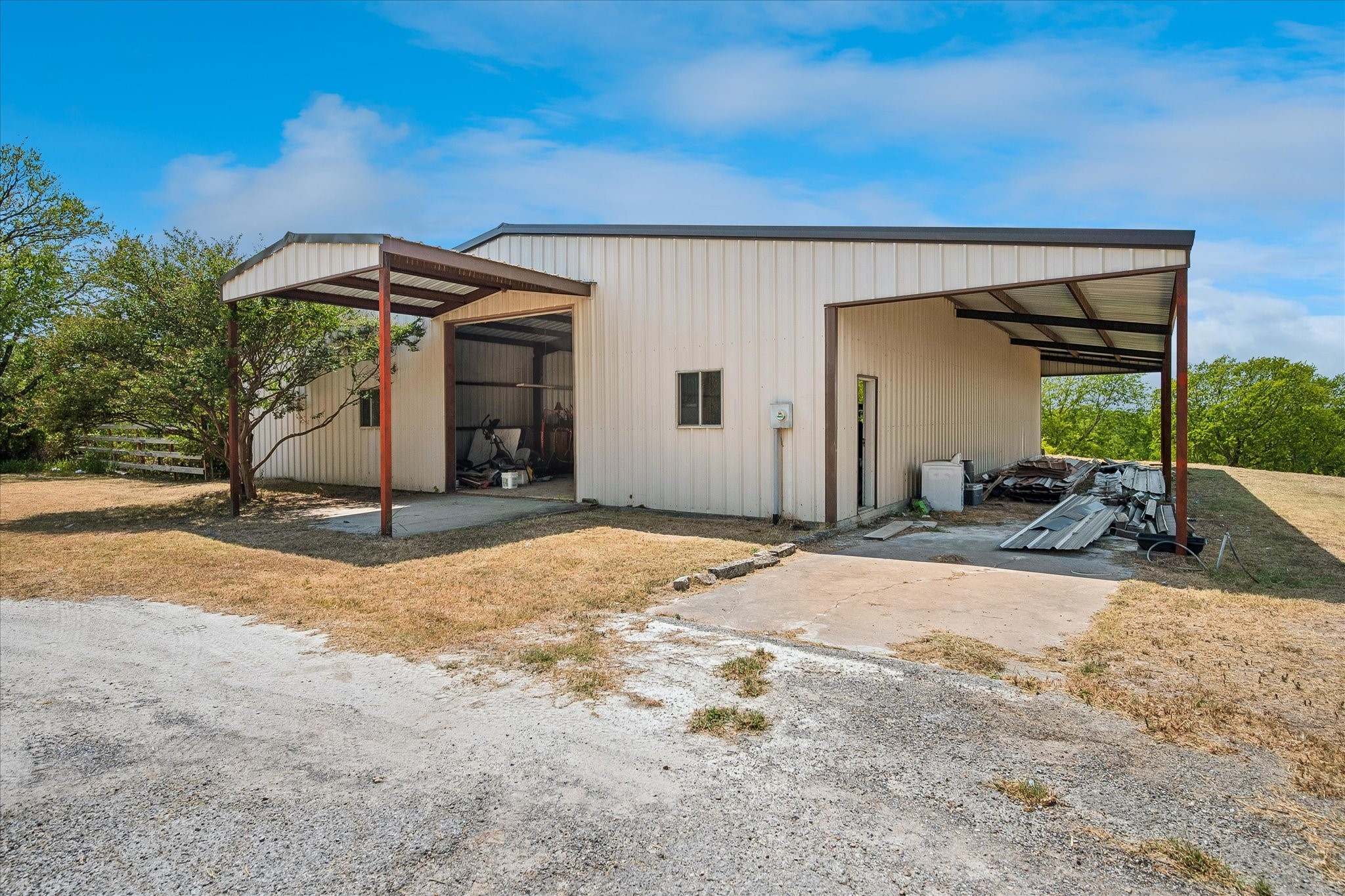 1501 Andy Thomas Road