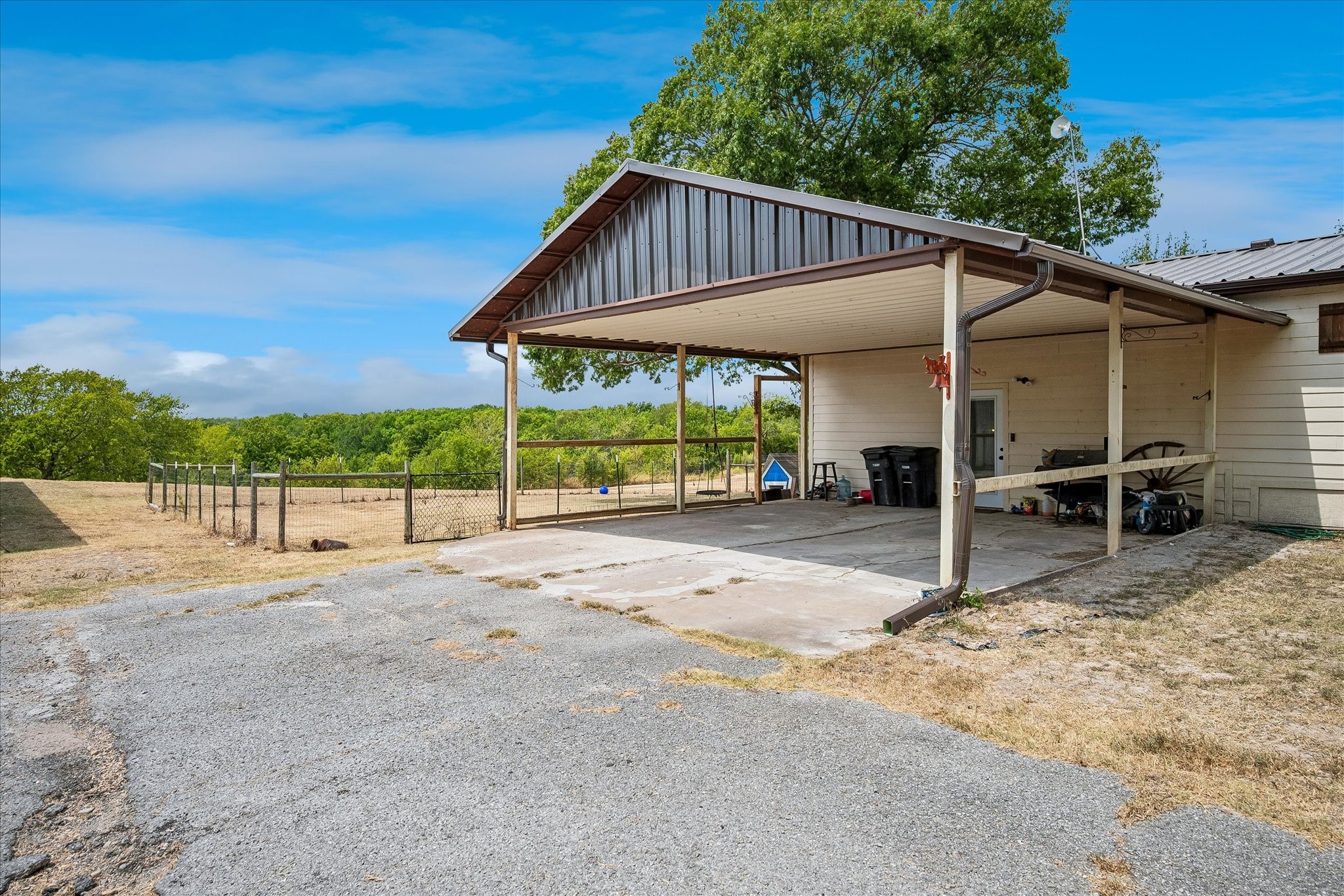 1501 Andy Thomas Road