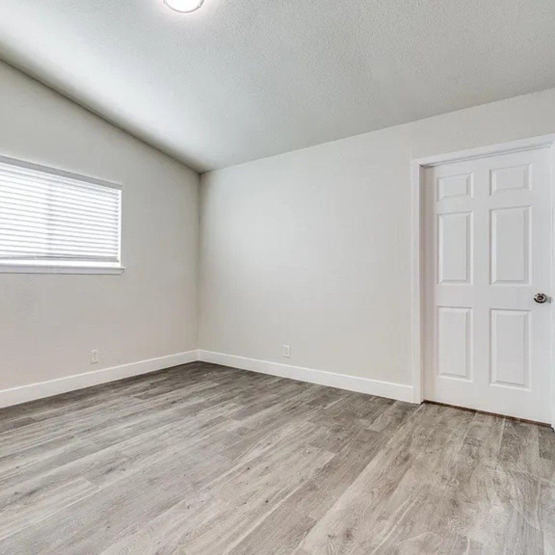 3709 Hilton Drive