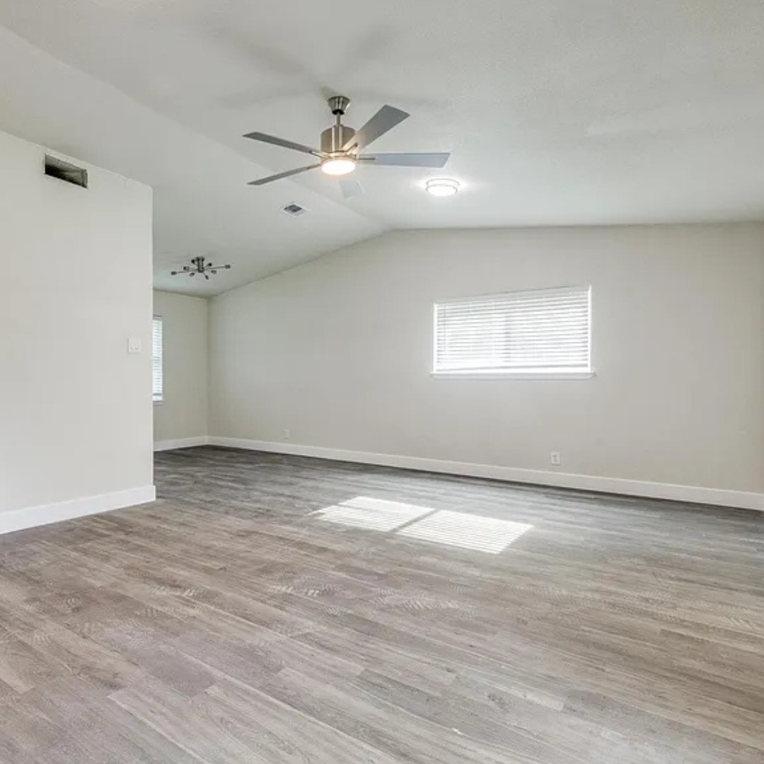 3709 Hilton Drive