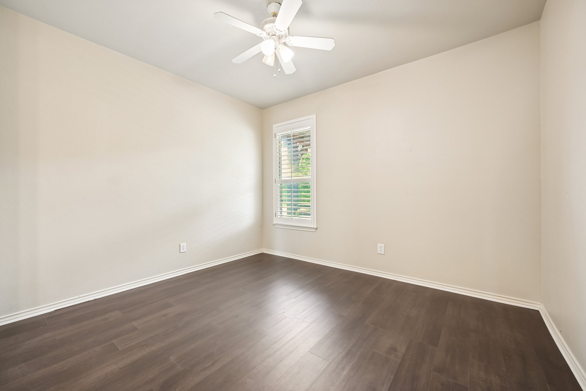 1380 Meandro Ria Lane