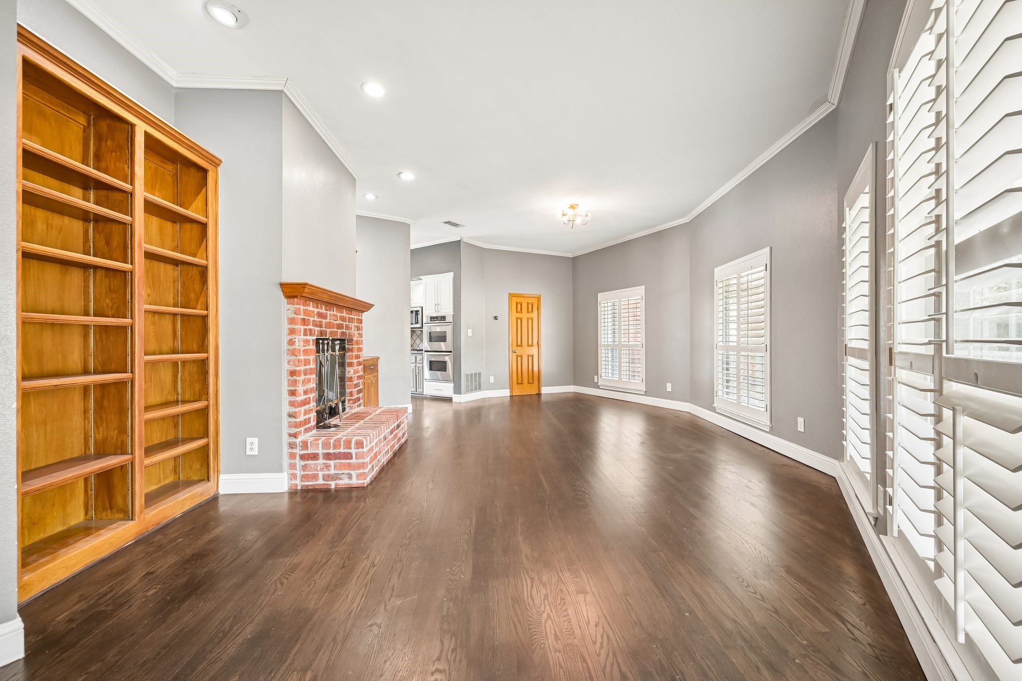 1380 Meandro Ria Lane