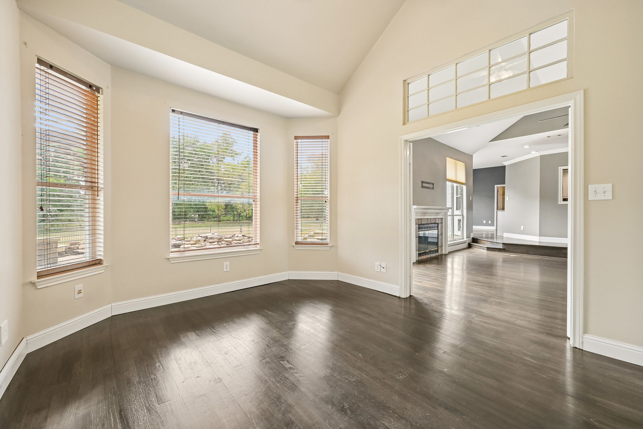 1380 Meandro Ria Lane