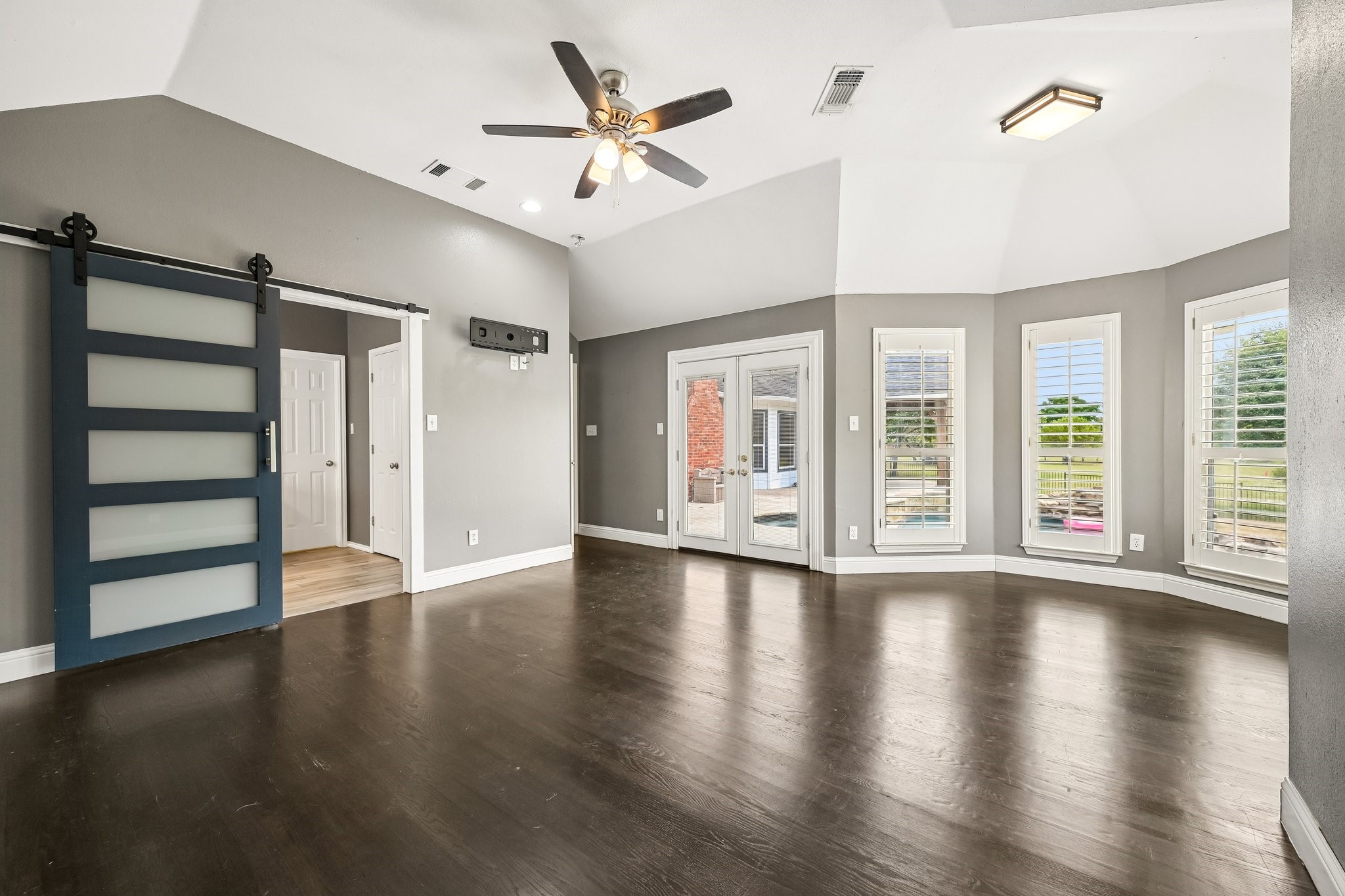 1380 Meandro Ria Lane