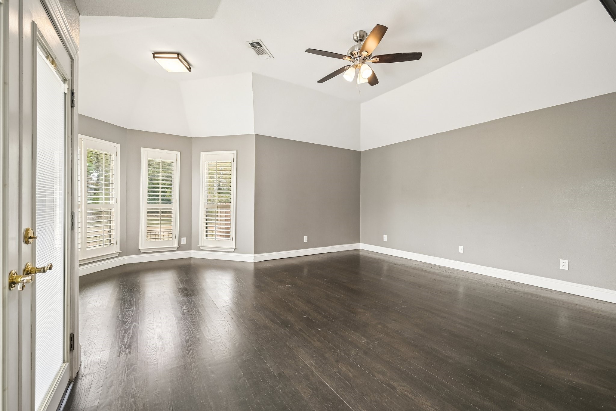 1380 Meandro Ria Lane