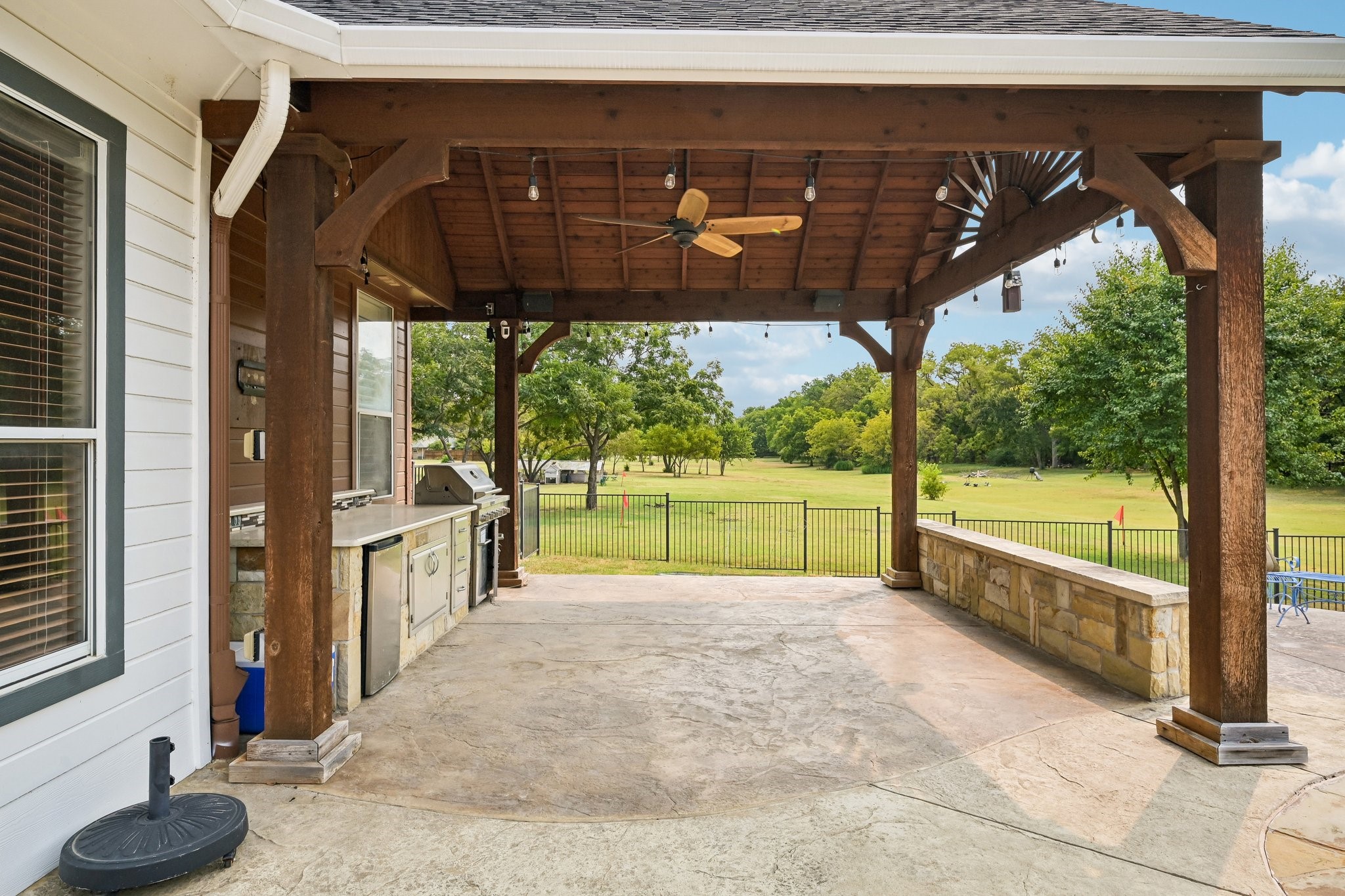 1380 Meandro Ria Lane