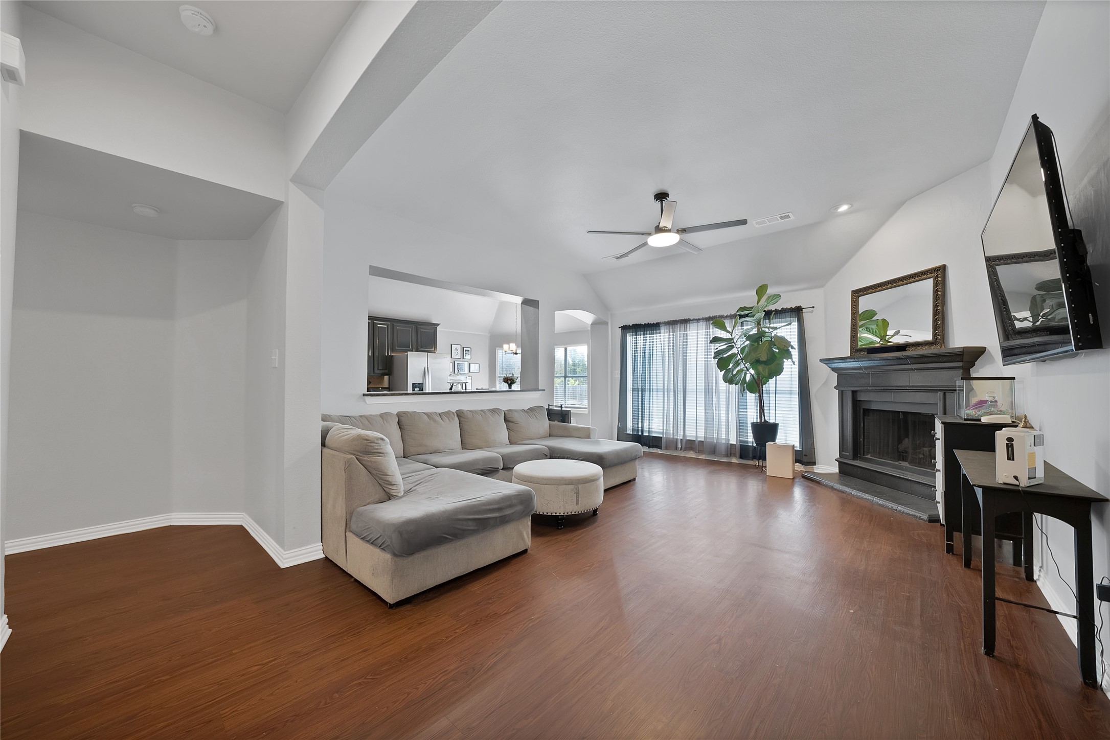 1800 Buena Vista Drive