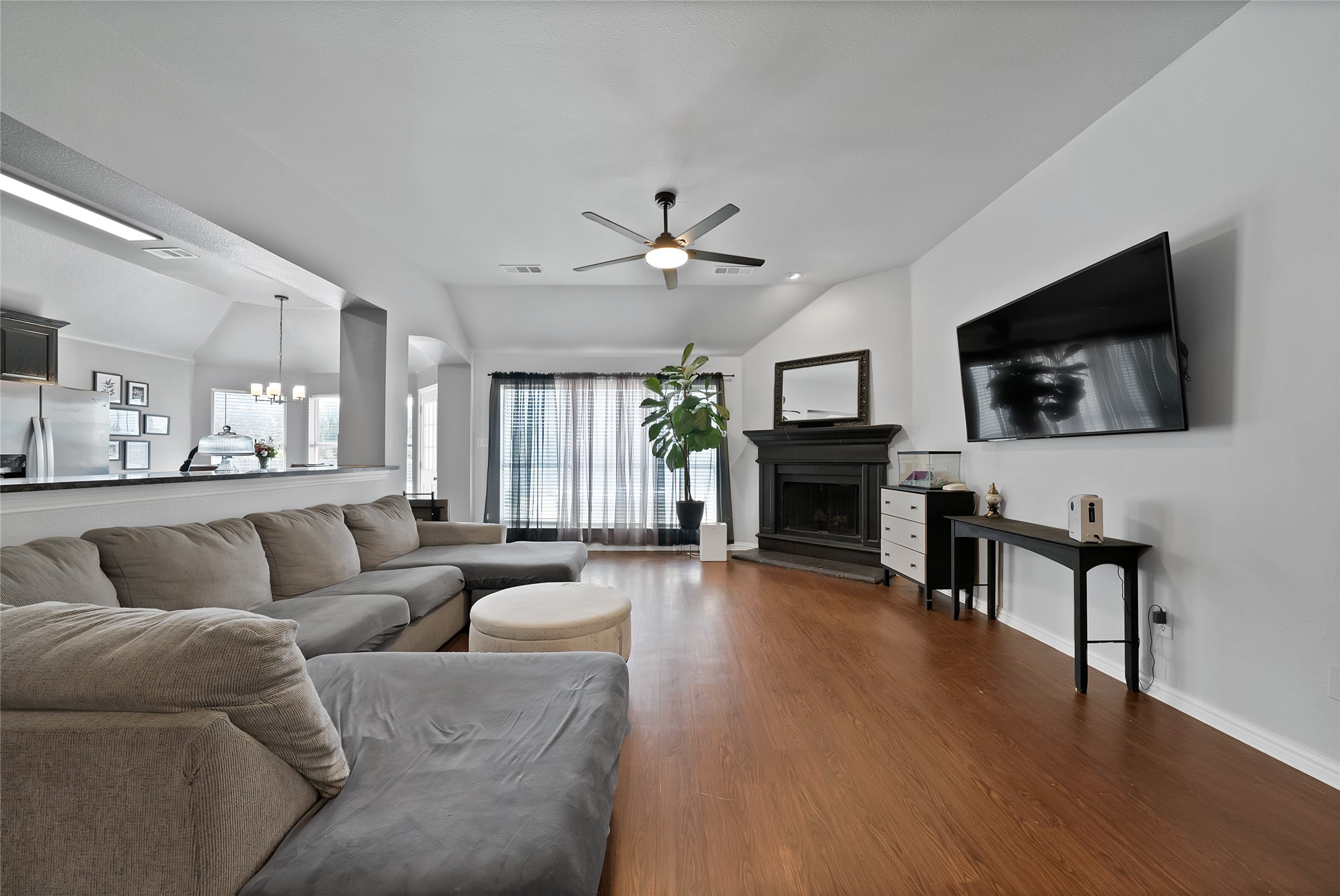 1800 Buena Vista Drive