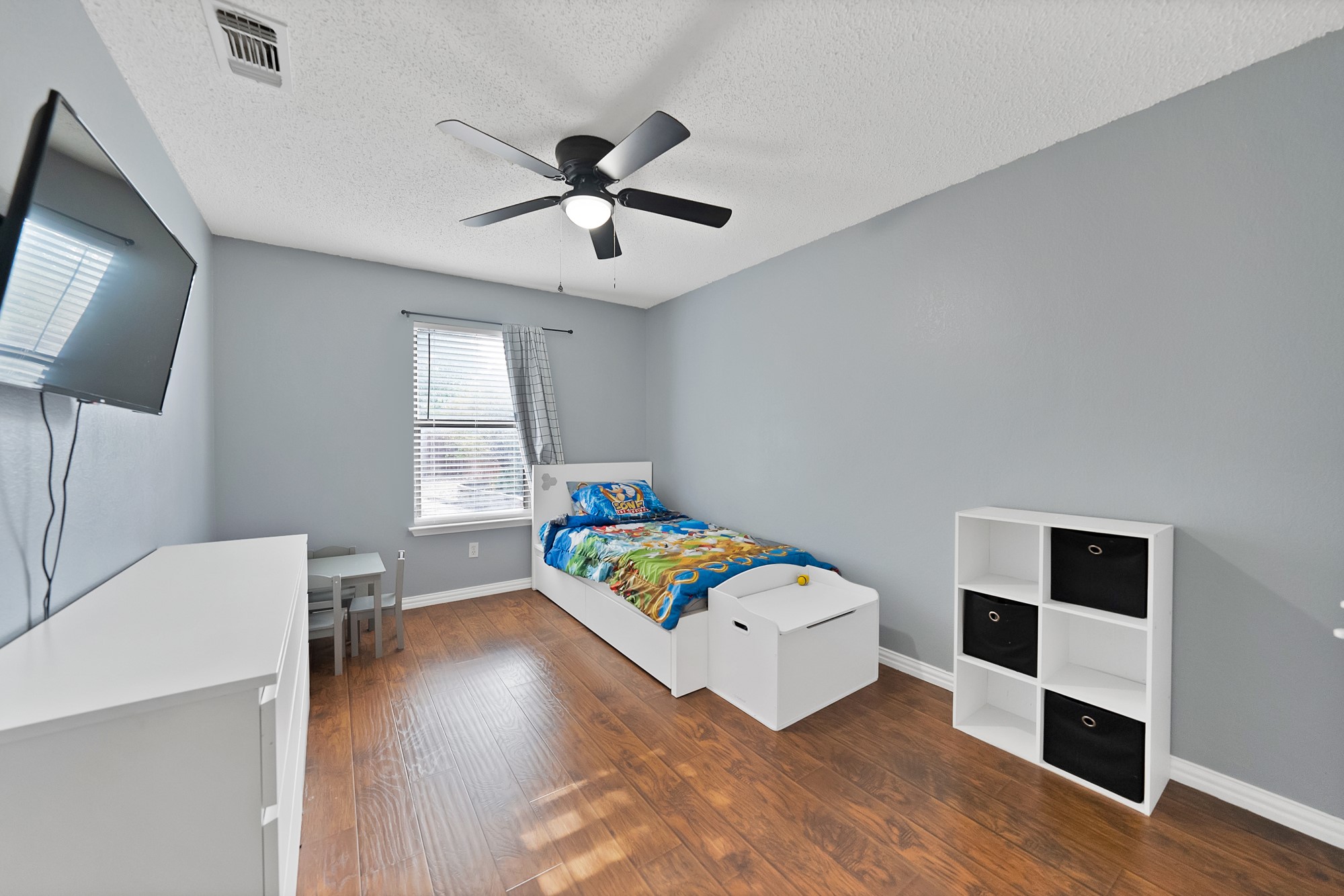 2961 Roosevelt Avenue