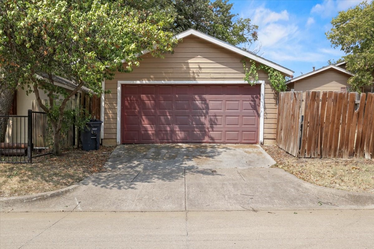 2640 Pioneer Street